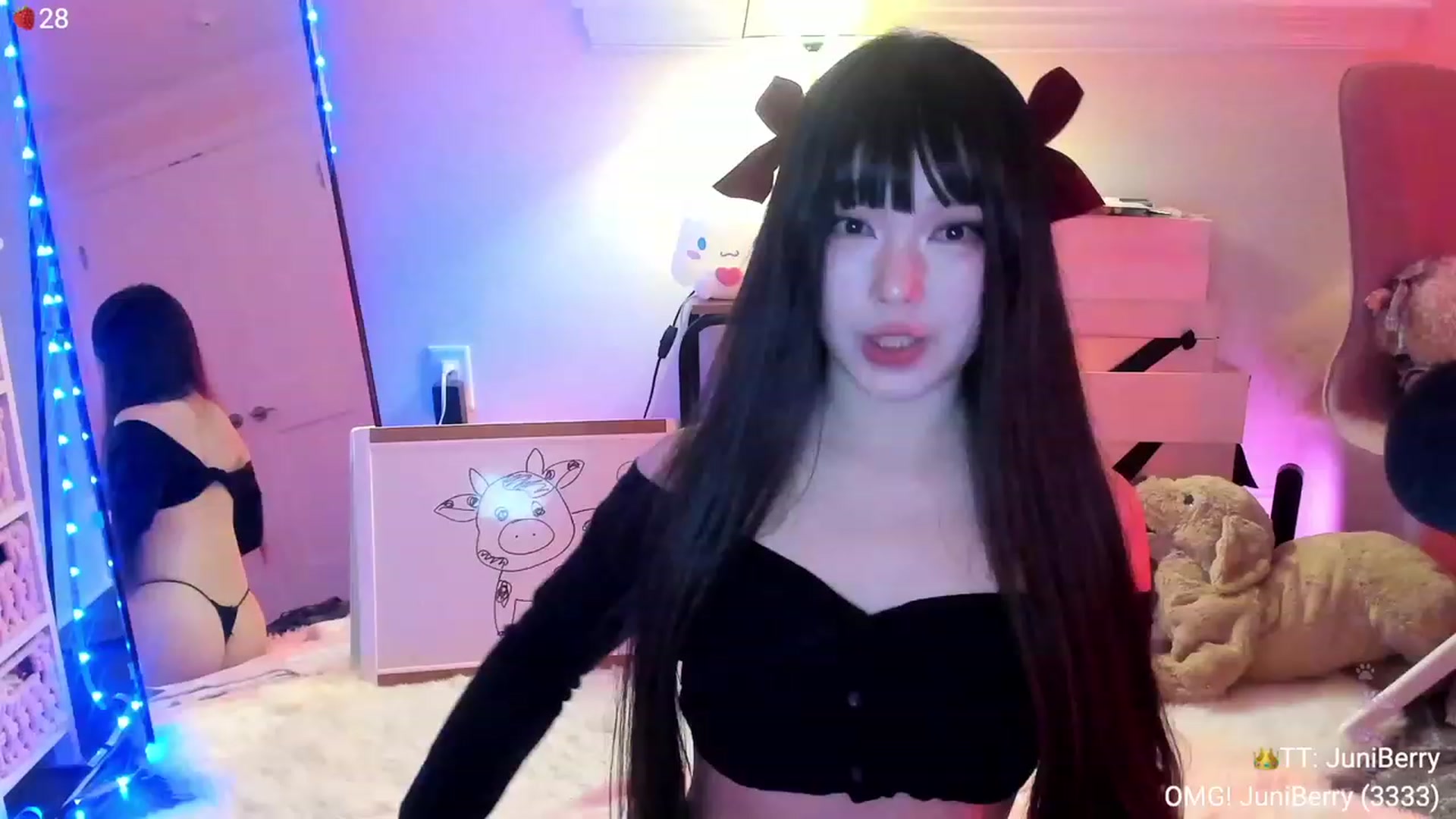 Gallery image thumbnail from AcaiBerry's myfreecams stream on, 12/07/2023, 08:11 image 12 of 20
