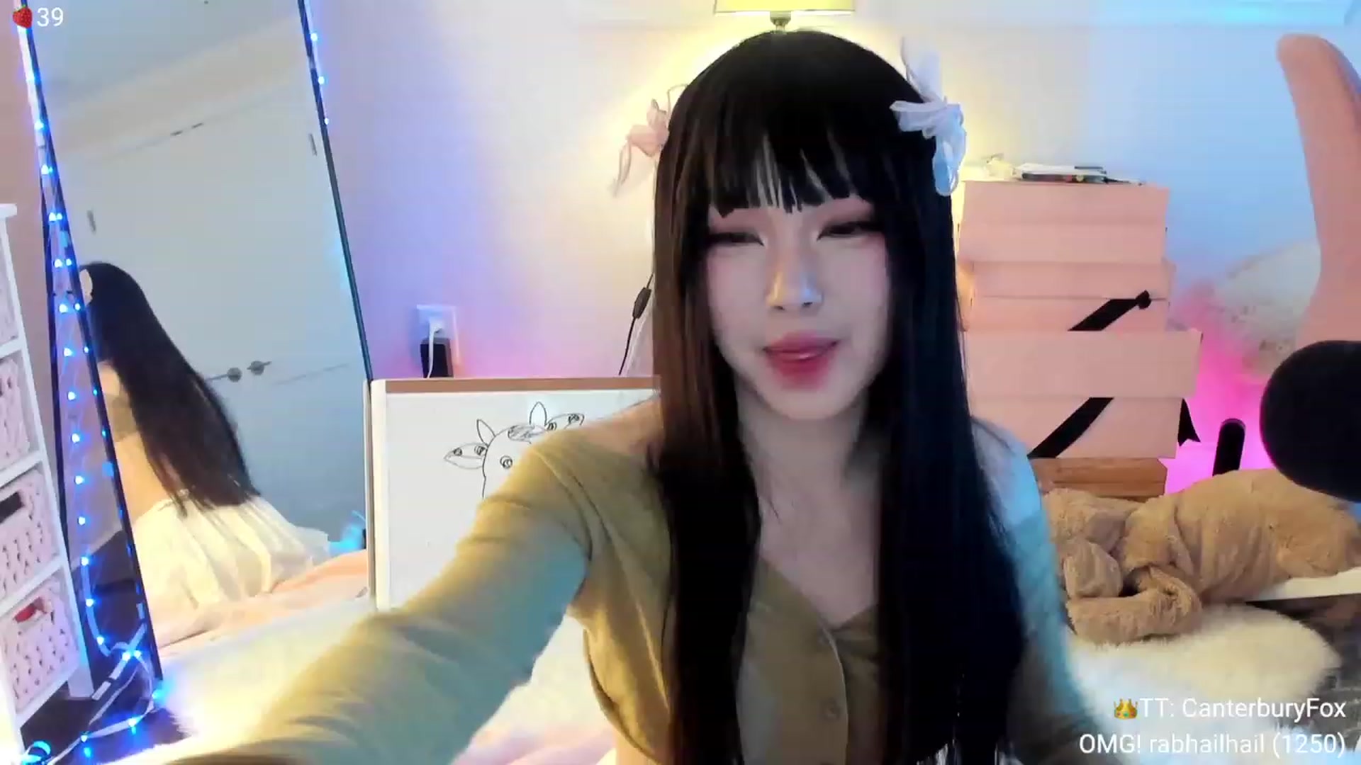 Gallery image thumbnail from AcaiBerry's myfreecams stream on, 12/09/2023, 08:15 image 6 of 20