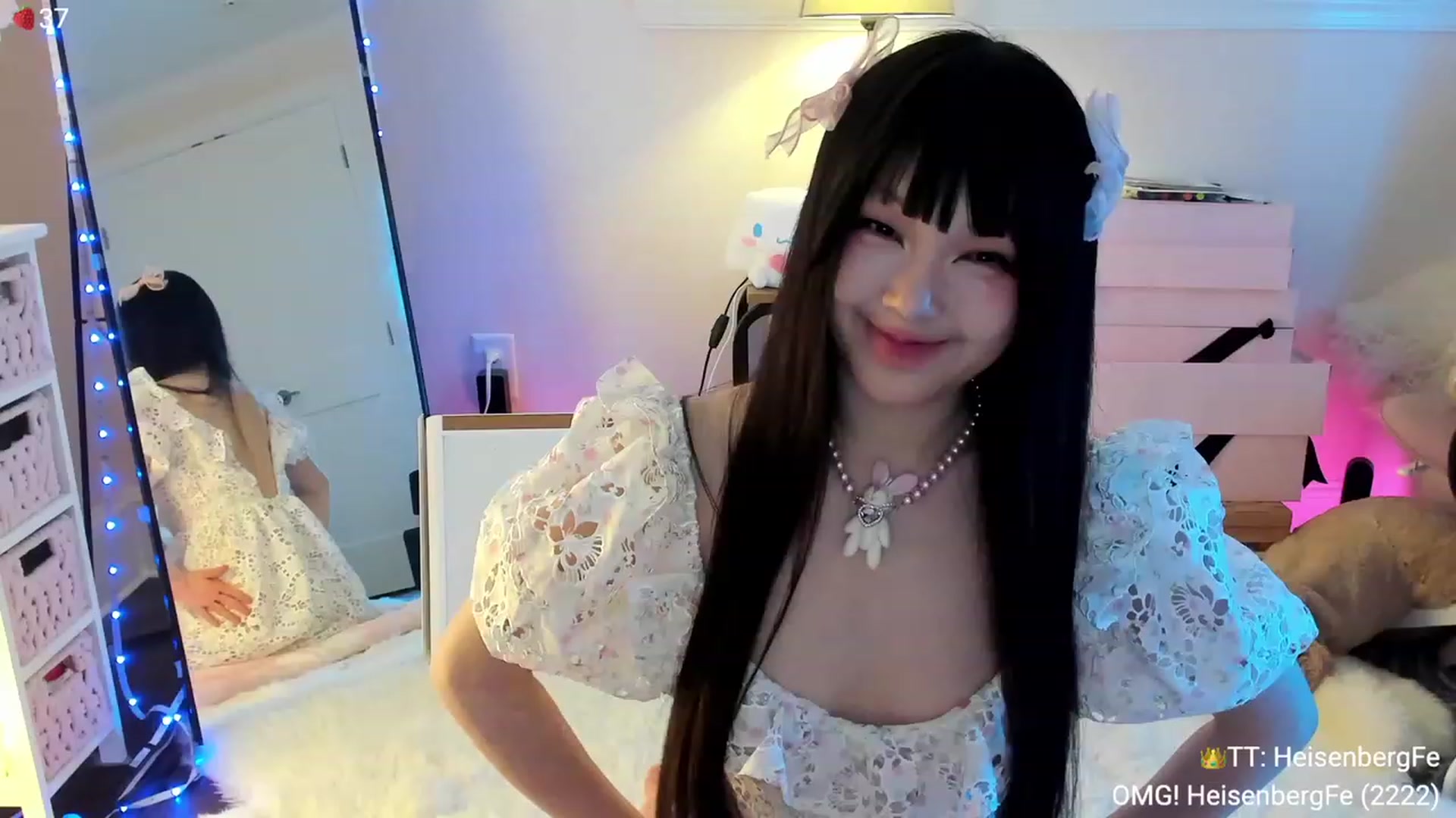 Gallery image thumbnail from AcaiBerry's myfreecams stream on, 12/10/2023, 07:54 image 7 of 20