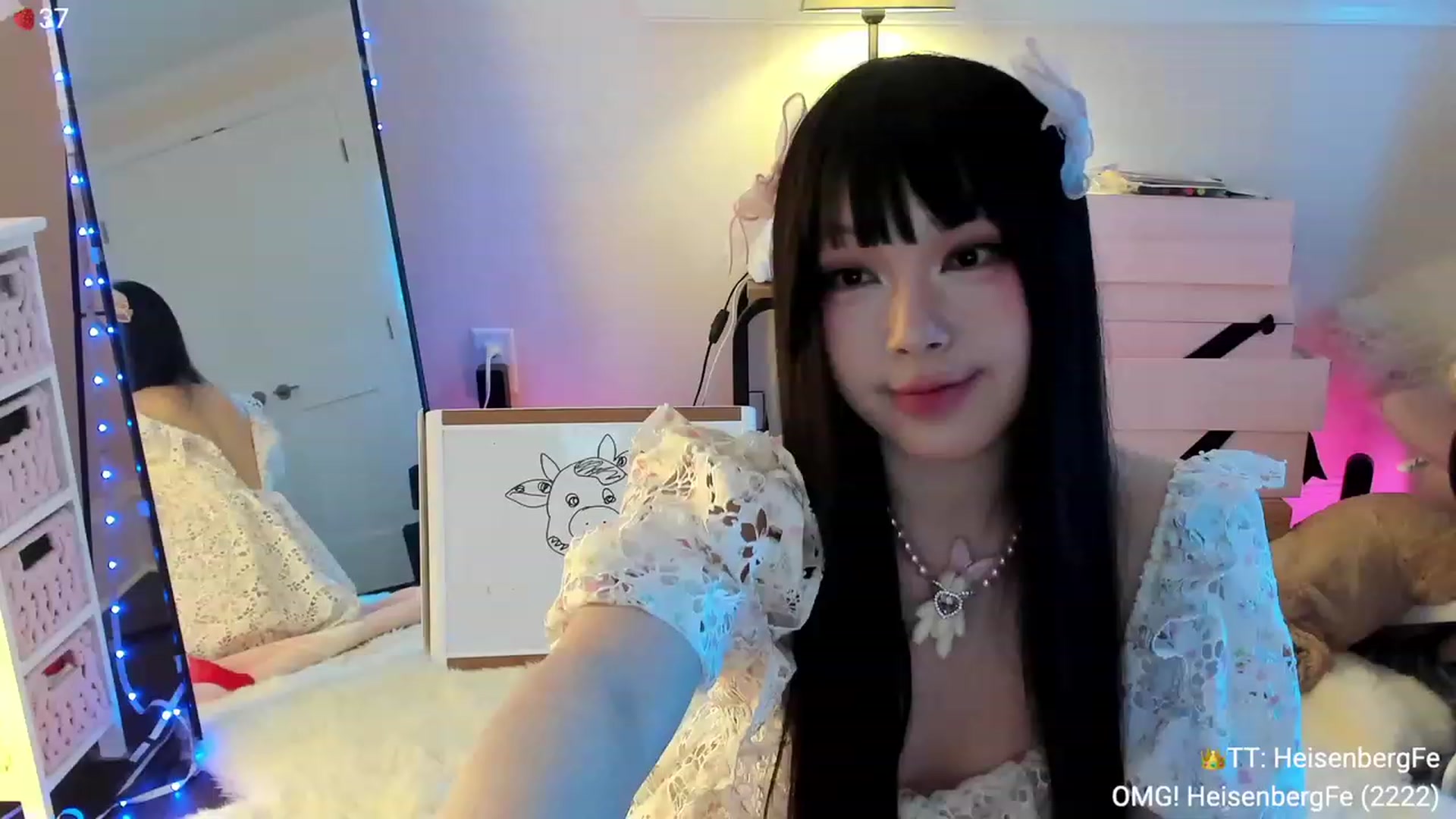 Gallery image thumbnail from AcaiBerry's myfreecams stream on, 12/10/2023, 07:54 image 6 of 20