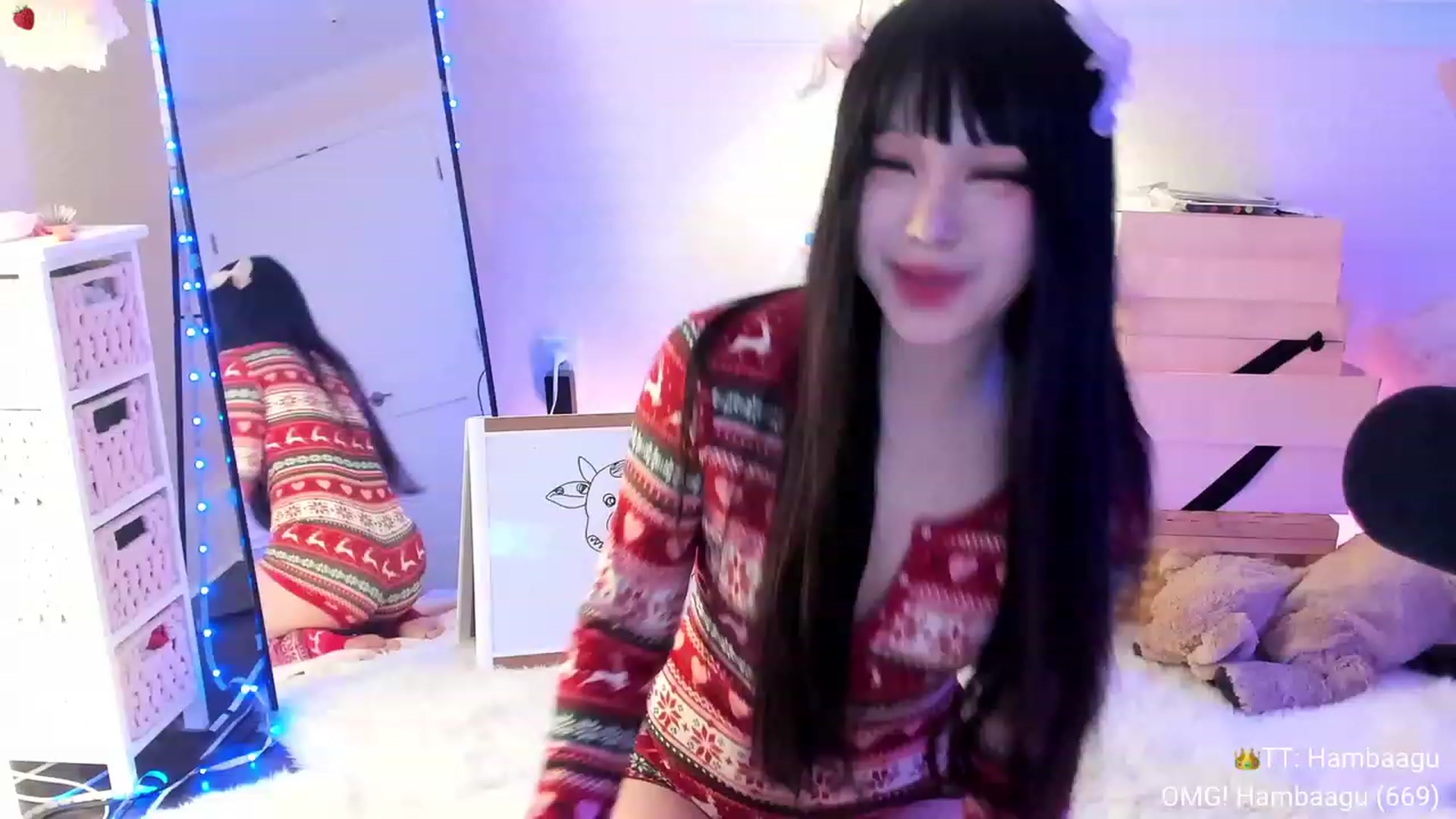 Gallery image thumbnail from AcaiBerry's myfreecams stream on, 12/14/2023, 07:36 image 5 of 20