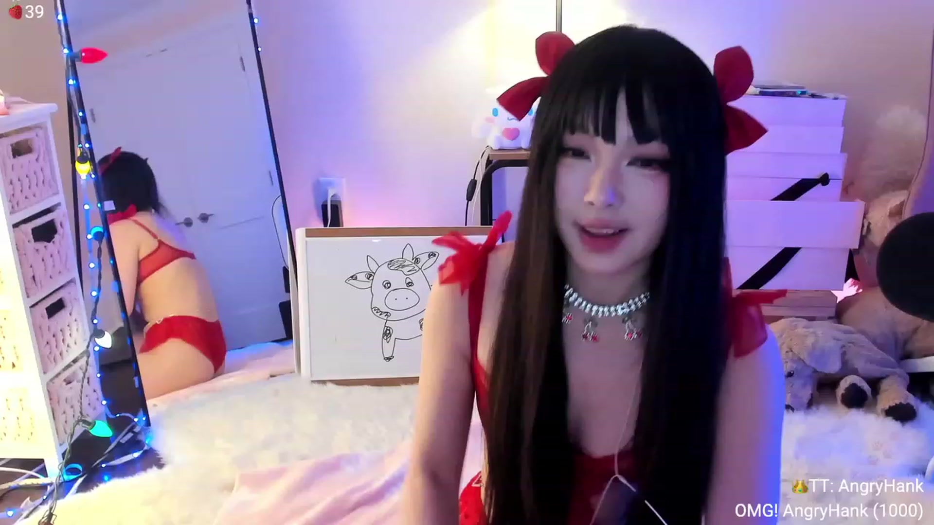 Gallery image thumbnail from AcaiBerry's myfreecams stream on, 12/17/2023, 04:56 image 13 of 20