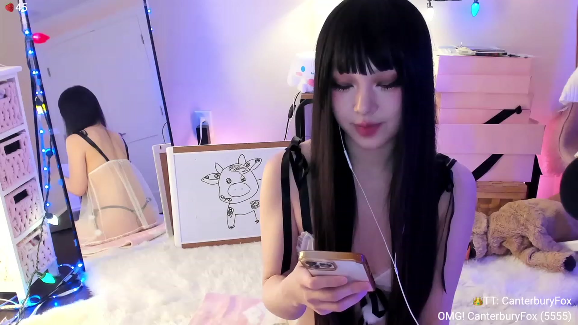 Gallery image thumbnail from AcaiBerry's myfreecams stream on, 12/24/2023, 07:27 image 8 of 20