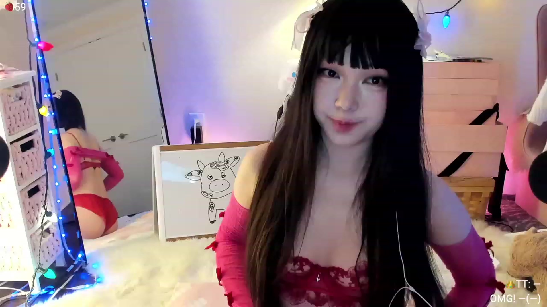 Gallery image thumbnail from AcaiBerry's myfreecams stream on, 12/30/2023, 04:36 image 6 of 20
