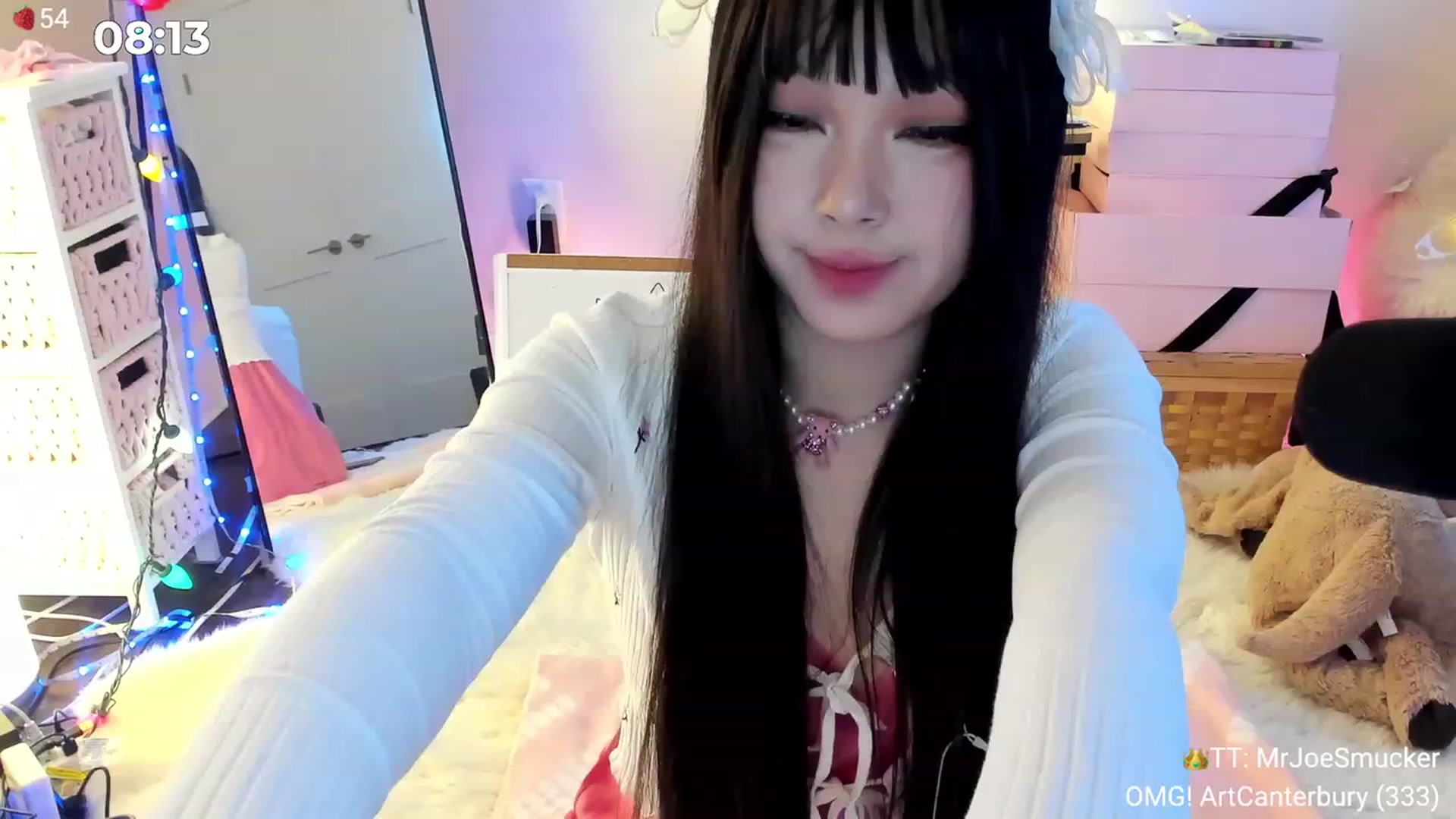 Gallery image thumbnail from AcaiBerry's myfreecams stream on, 12/31/2023, 06:50 image 16 of 20
