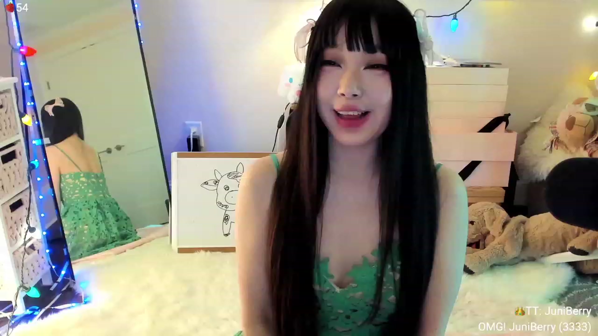 Gallery image thumbnail from AcaiBerry's myfreecams stream on, 01/01/2024, 05:06 image 17 of 20