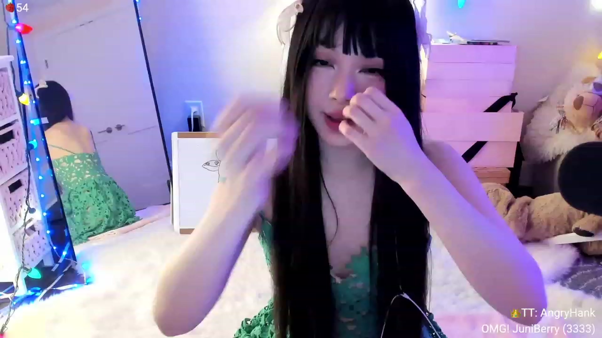 Gallery image thumbnail from AcaiBerry's myfreecams stream on, 01/01/2024, 05:40 image 16 of 20