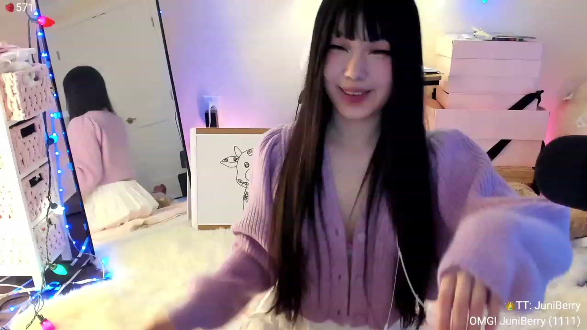 Gallery image thumbnail from AcaiBerry's myfreecams stream on, 01/04/2024, 06:10 image 13 of 20