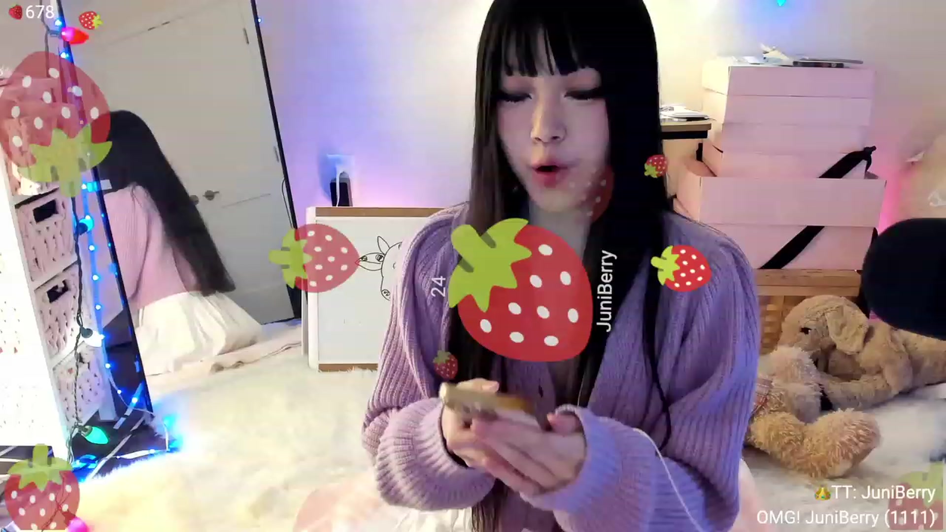 Gallery image thumbnail from AcaiBerry's myfreecams stream on, 01/04/2024, 06:10 image 11 of 20
