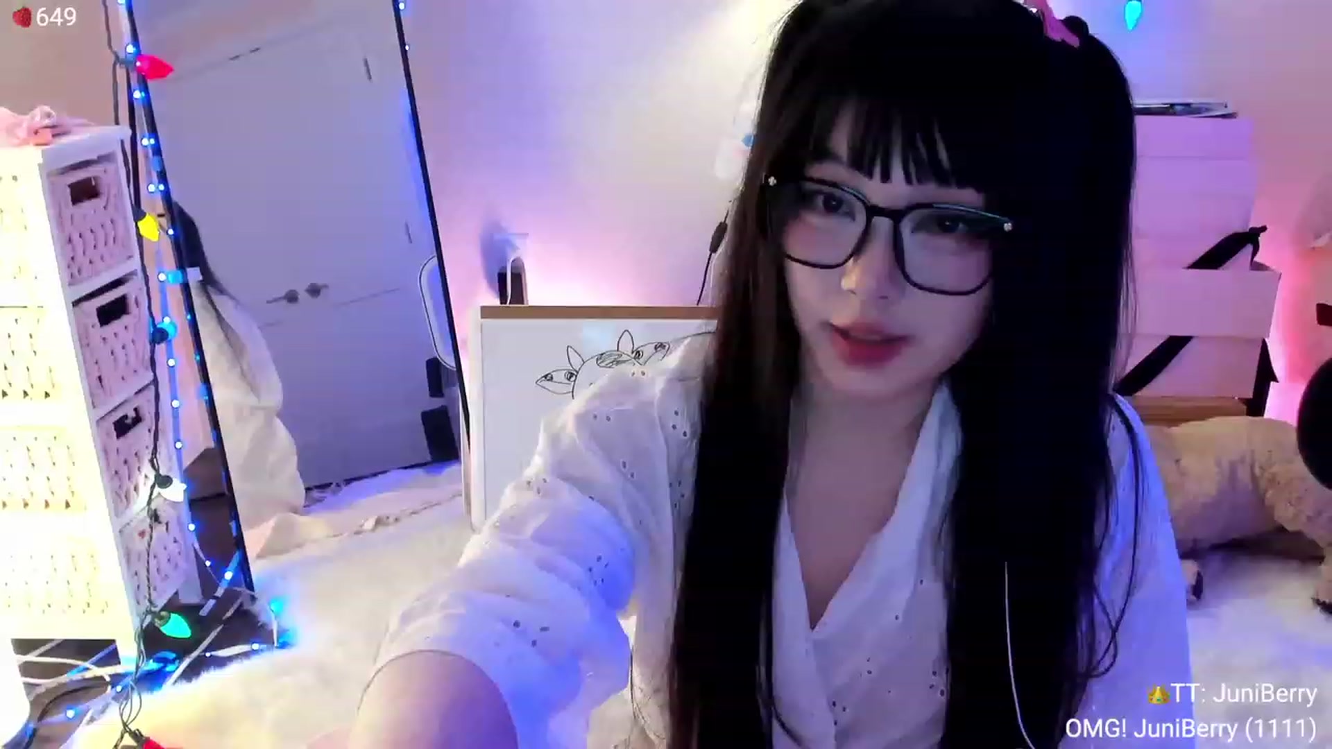 Gallery image thumbnail from AcaiBerry's myfreecams stream on, 01/06/2024, 06:05 image 4 of 20