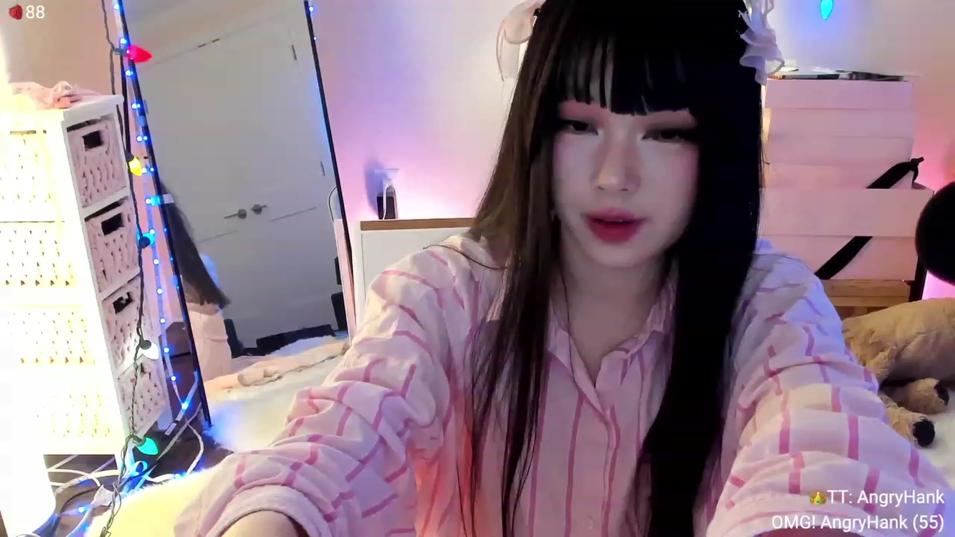 Gallery image thumbnail from AcaiBerry's myfreecams stream on, 01/07/2024, 04:59 image 6 of 20