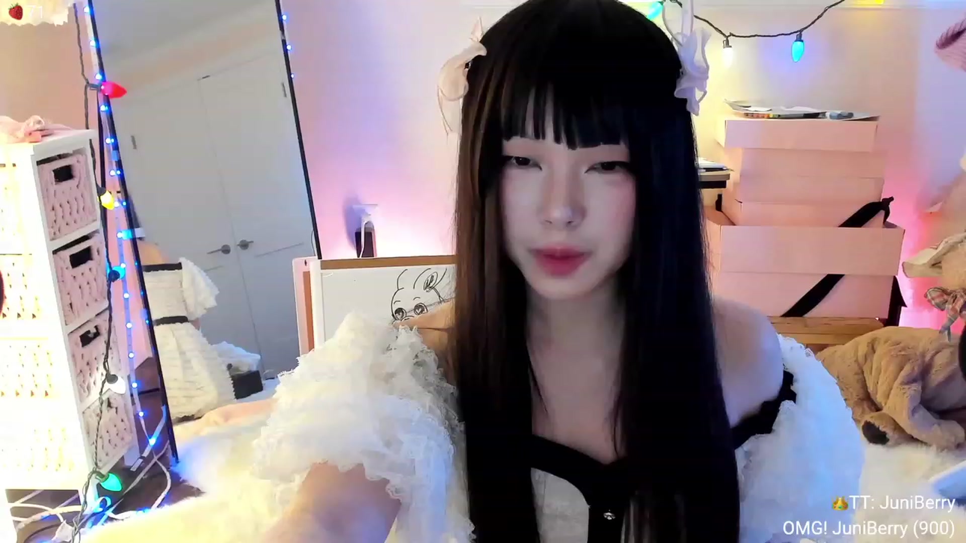 Gallery image thumbnail from AcaiBerry's myfreecams stream on, 01/10/2024, 05:01 image 3 of 20