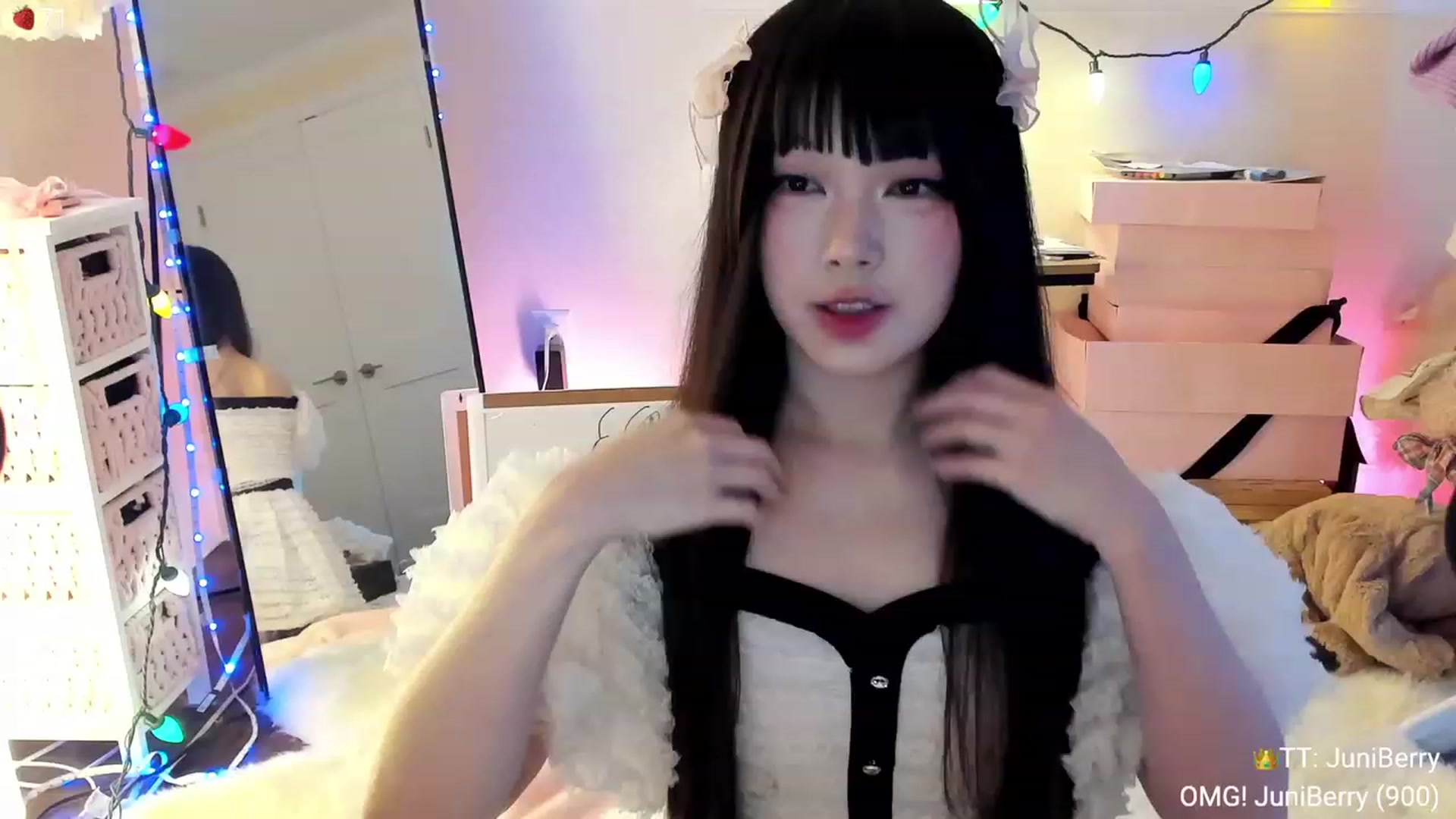 Gallery image thumbnail from AcaiBerry's myfreecams stream on, 01/10/2024, 05:01 image 4 of 20