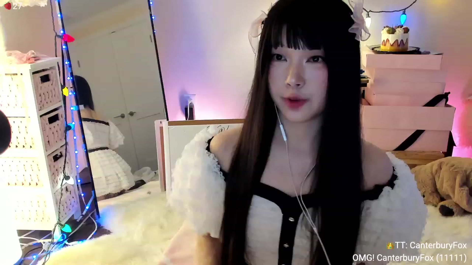 Gallery image thumbnail from AcaiBerry's myfreecams stream on, 01/10/2024, 07:50 image 8 of 20