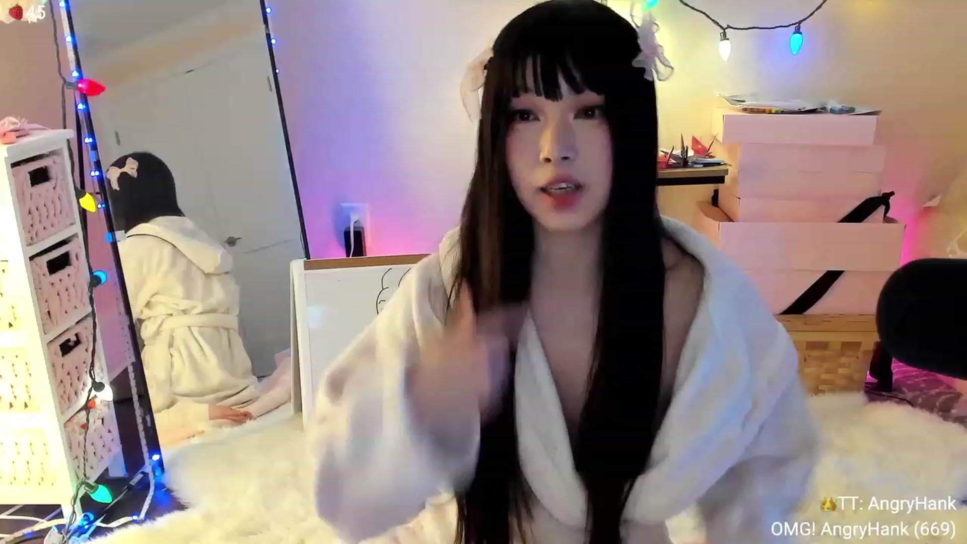 Gallery image thumbnail from AcaiBerry's myfreecams stream on, 01/18/2024, 05:32 image 14 of 20