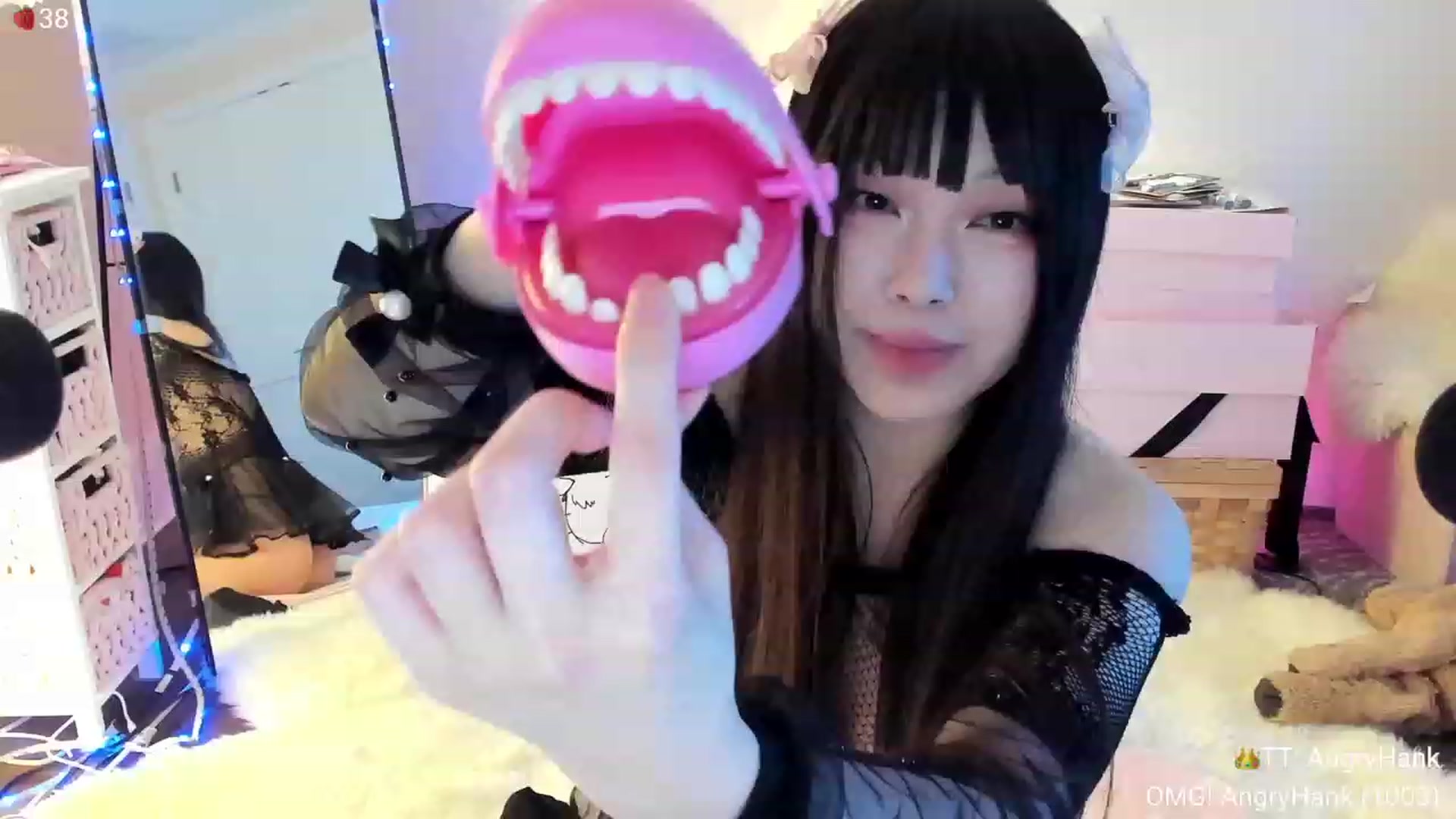 Gallery image thumbnail from AcaiBerry's myfreecams stream on, 01/27/2024, 05:39 image 13 of 20