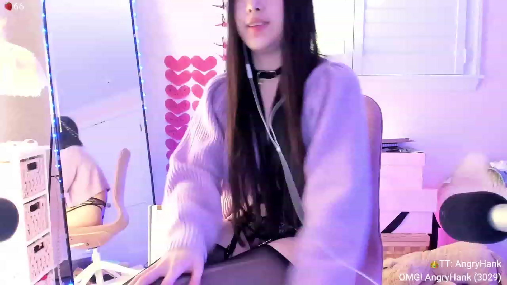 Gallery image thumbnail from AcaiBerry's myfreecams stream on, 02/17/2024, 08:10 image 10 of 20