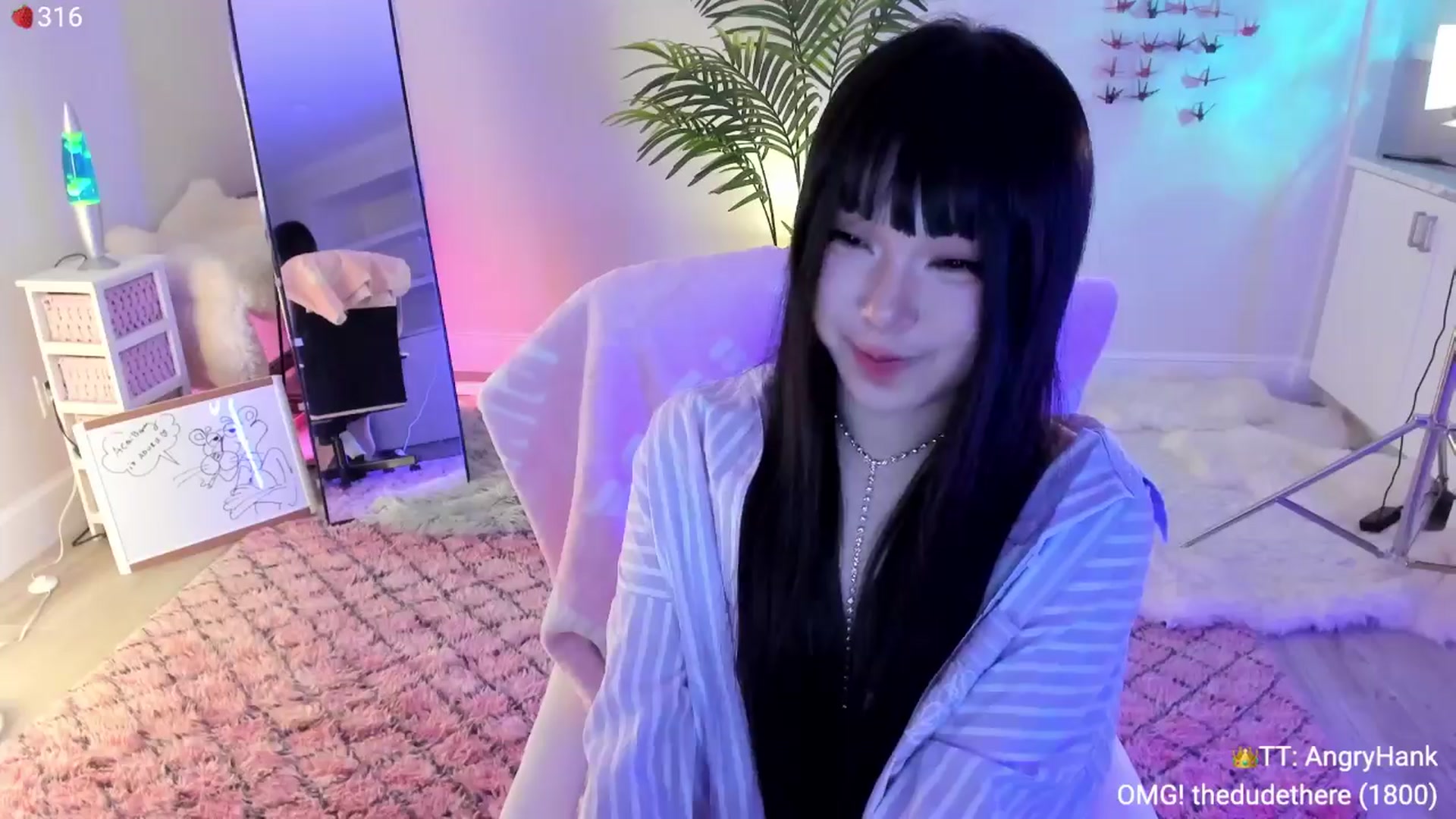 Gallery image thumbnail from AcaiBerry's myfreecams stream on, 04/04/2024, 05:19 image 19 of 20