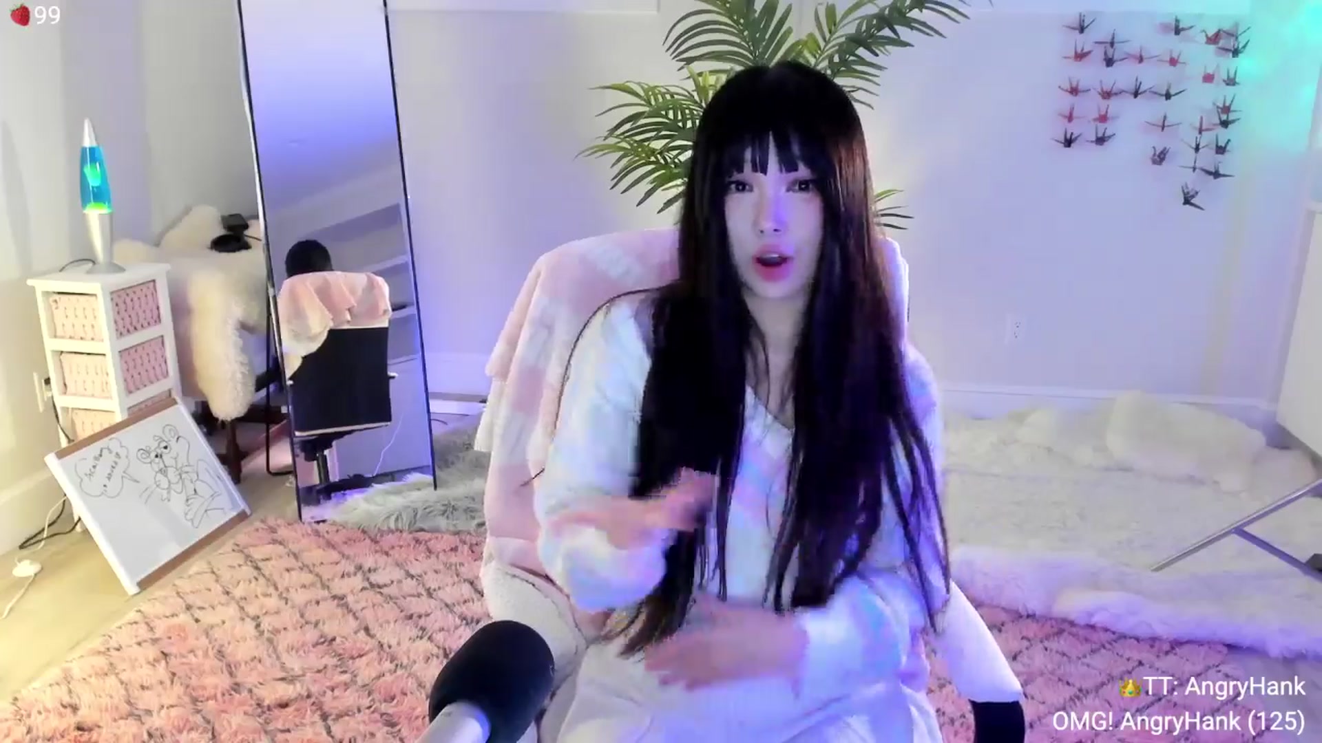 Gallery image thumbnail from AcaiBerry's myfreecams stream on, 04/13/2024, 03:57 image 12 of 20