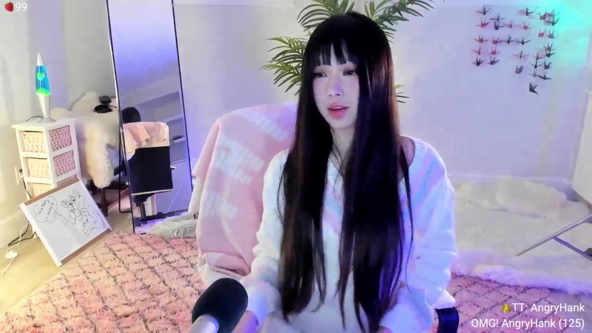 Gallery image thumbnail from AcaiBerry's myfreecams stream on, 04/13/2024, 03:57 image 8 of 20