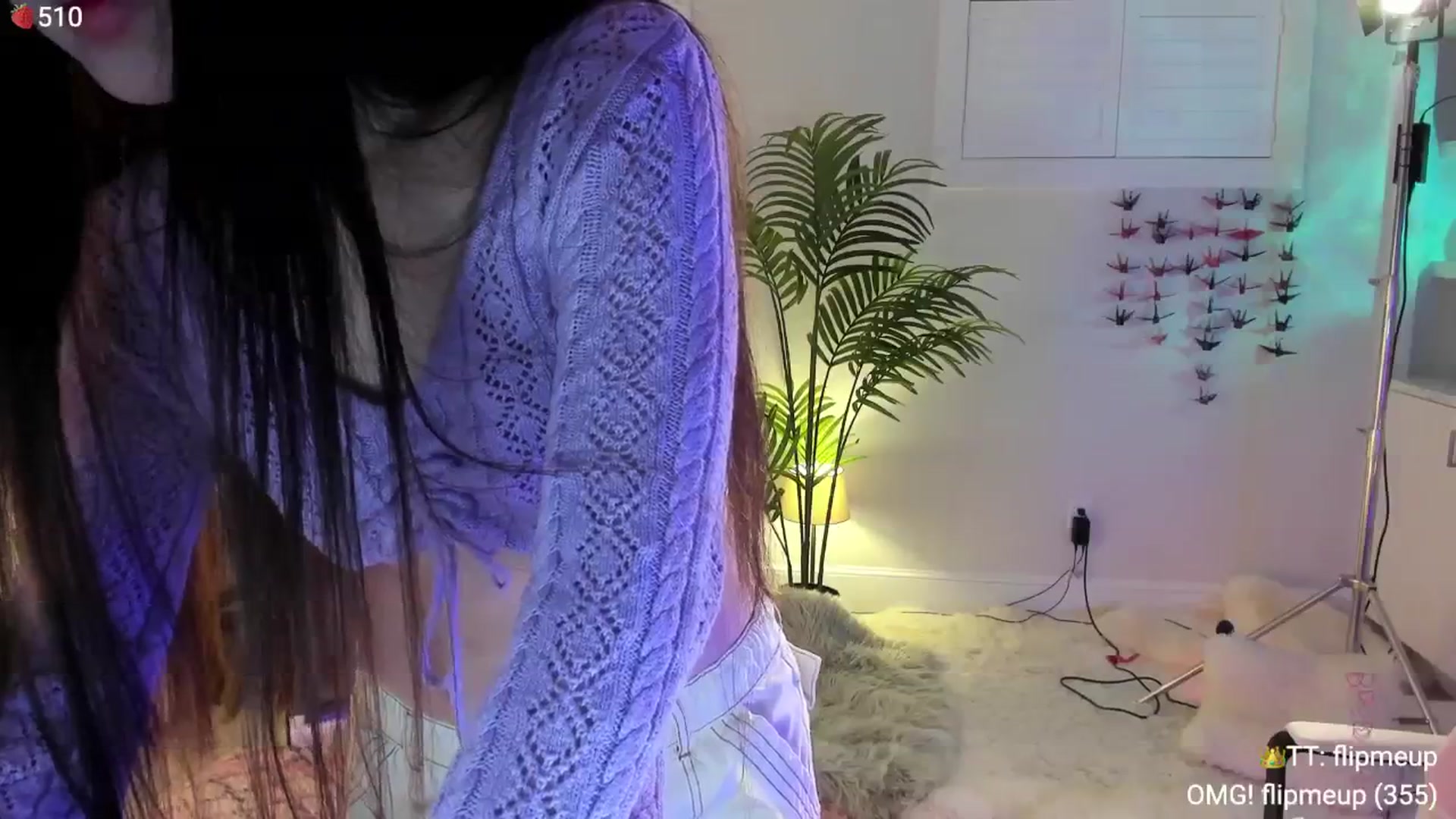 Gallery image thumbnail from AcaiBerry's myfreecams stream on, 05/02/2024, 03:06 image 10 of 20