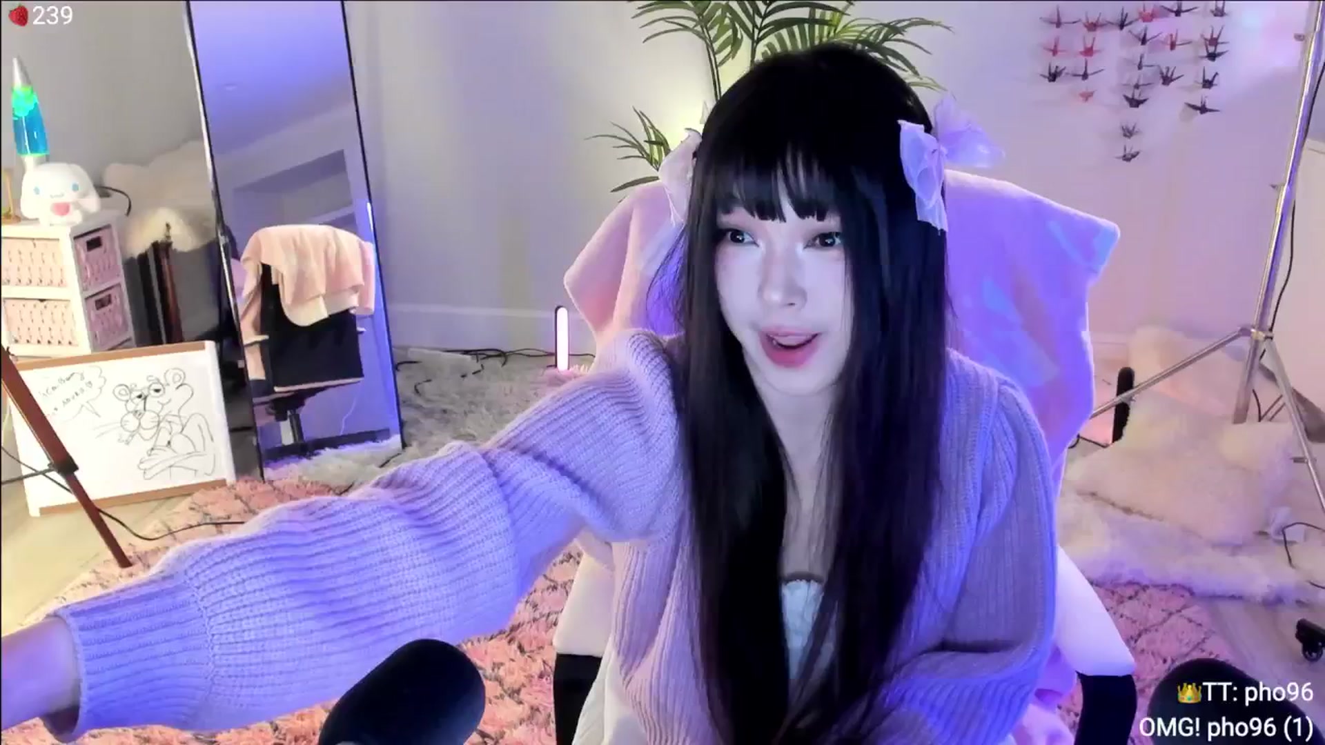 Gallery image thumbnail from AcaiBerry's myfreecams stream on, 05/04/2024, 06:20 image 1 of 20