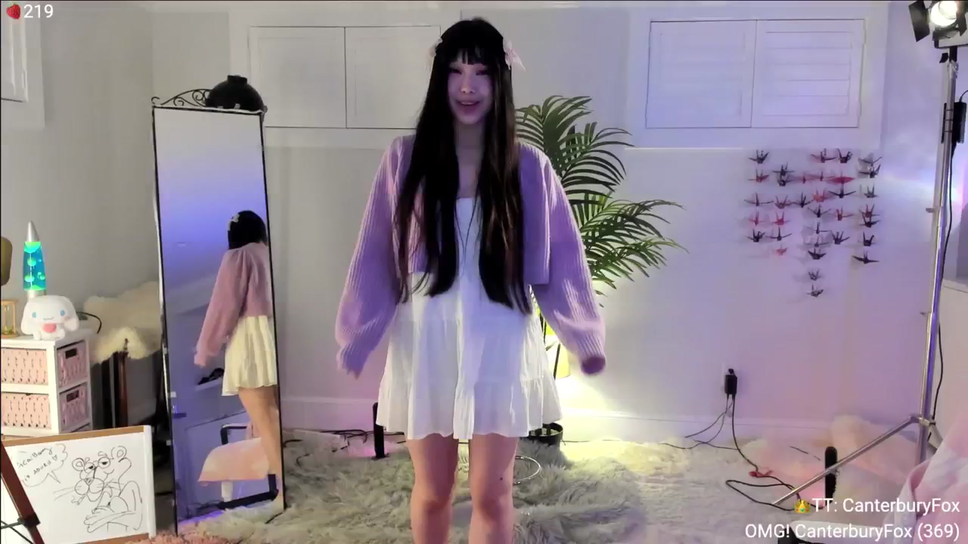 Gallery image thumbnail from AcaiBerry's myfreecams stream on, 05/04/2024, 06:20 image 6 of 20