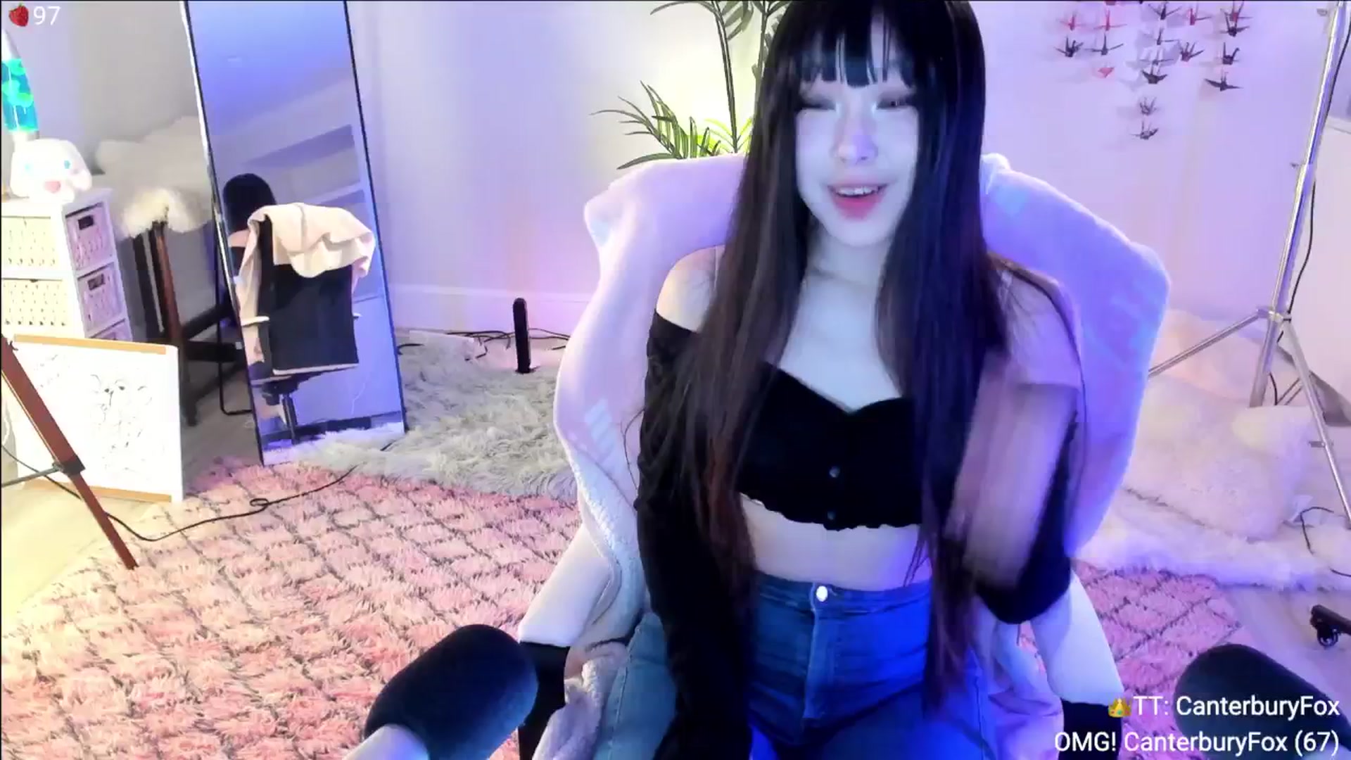 Gallery image thumbnail from AcaiBerry's myfreecams stream on, 05/05/2024, 07:34 image 1 of 20