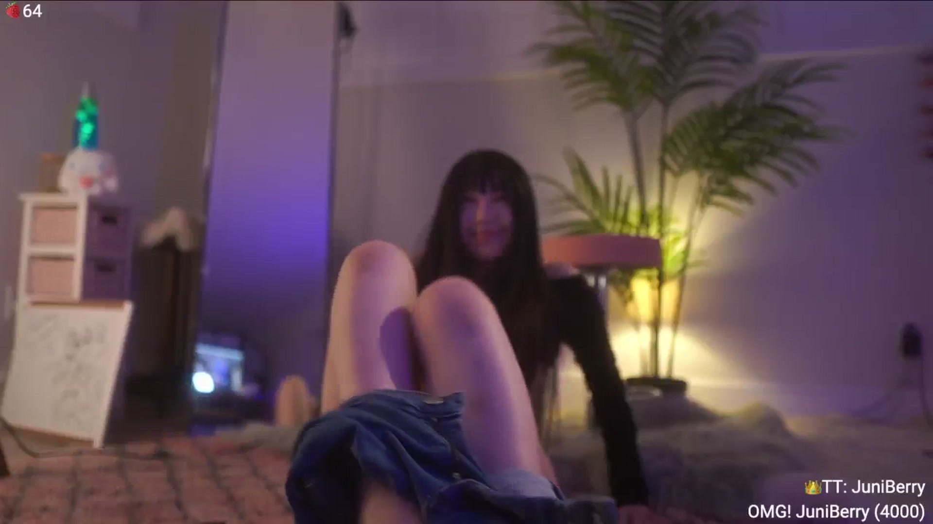 Gallery image thumbnail from AcaiBerry's myfreecams stream on, 05/05/2024, 07:34 image 9 of 20