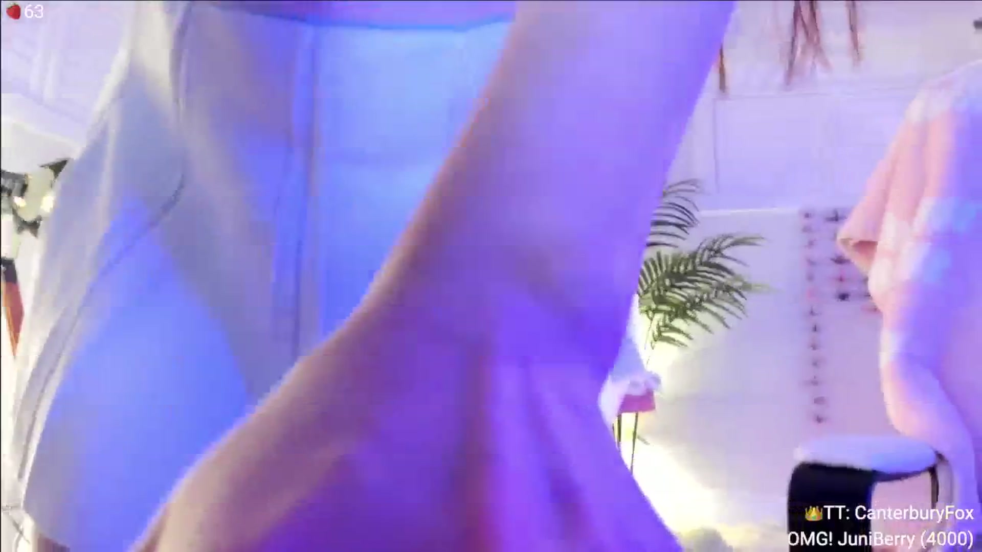 Gallery image thumbnail from AcaiBerry's myfreecams stream on, 05/11/2024, 07:15 image 11 of 20