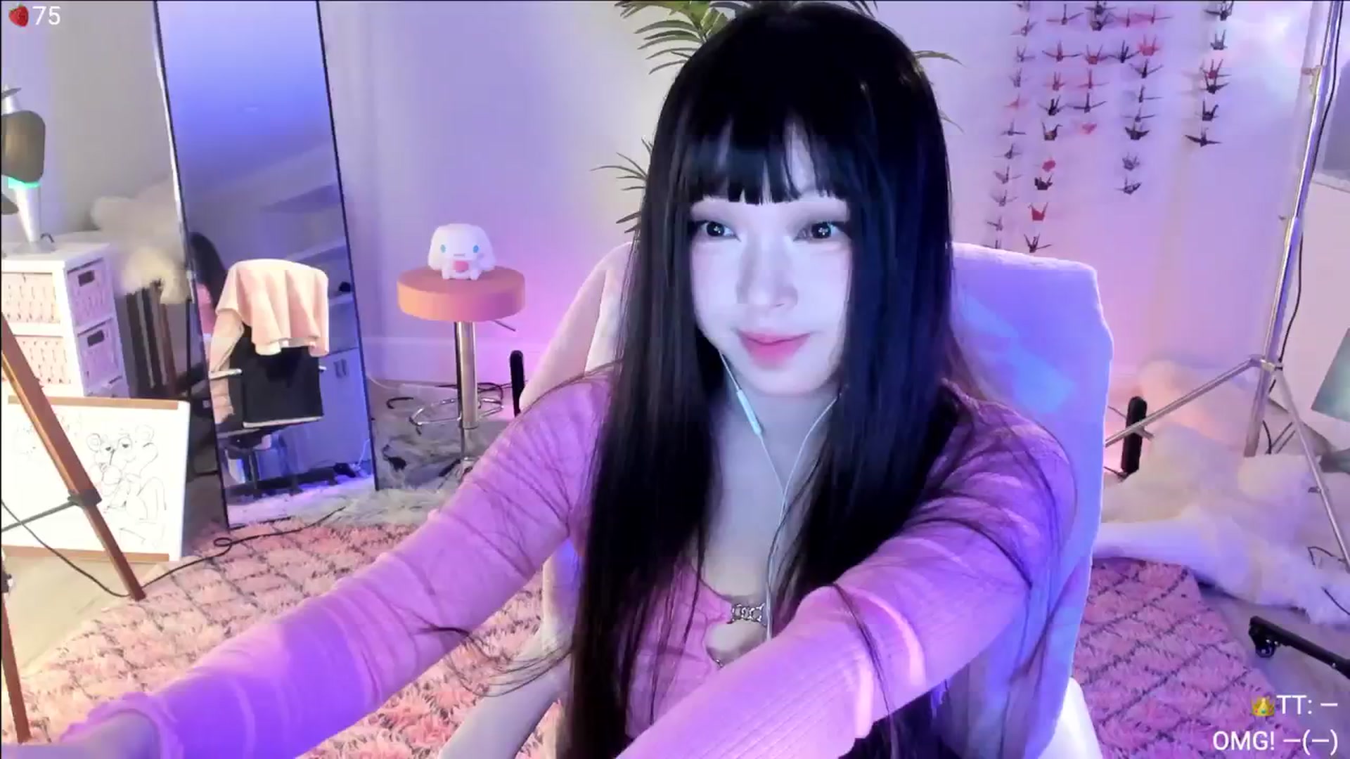 Gallery image thumbnail from AcaiBerry's myfreecams stream on, 05/16/2024, 06:43 image 1 of 20