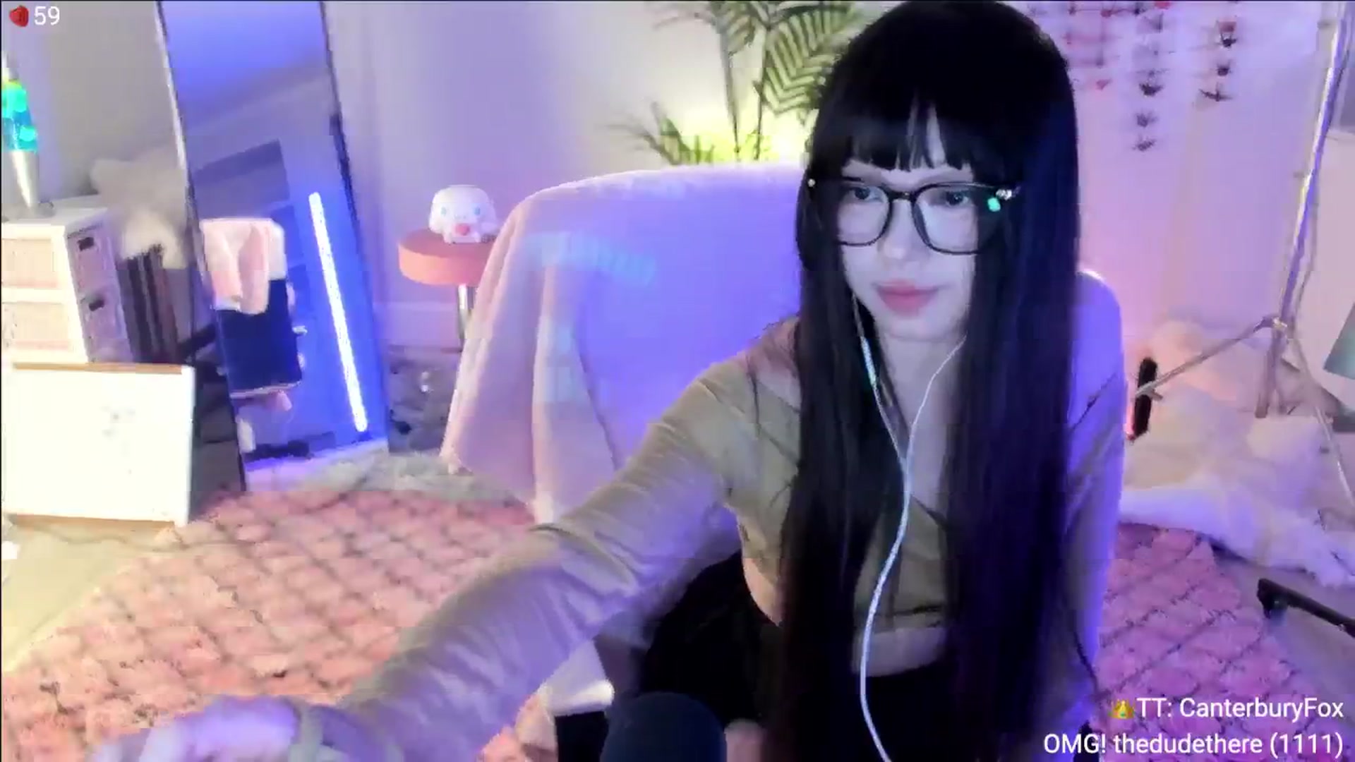 Gallery image thumbnail from AcaiBerry's myfreecams stream on, 05/16/2024, 06:43 image 18 of 20