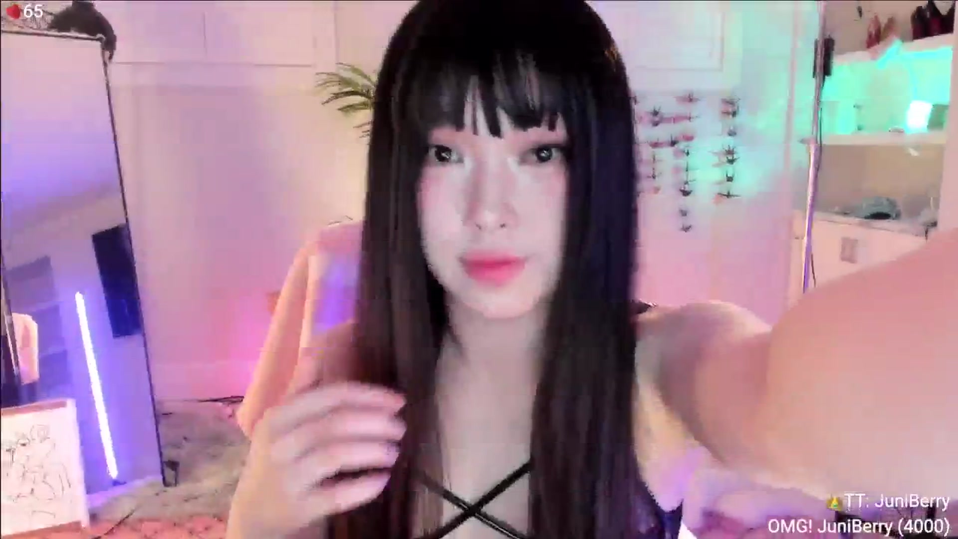 Gallery image thumbnail from AcaiBerry's myfreecams stream on, 05/18/2024, 04:15 image 13 of 20