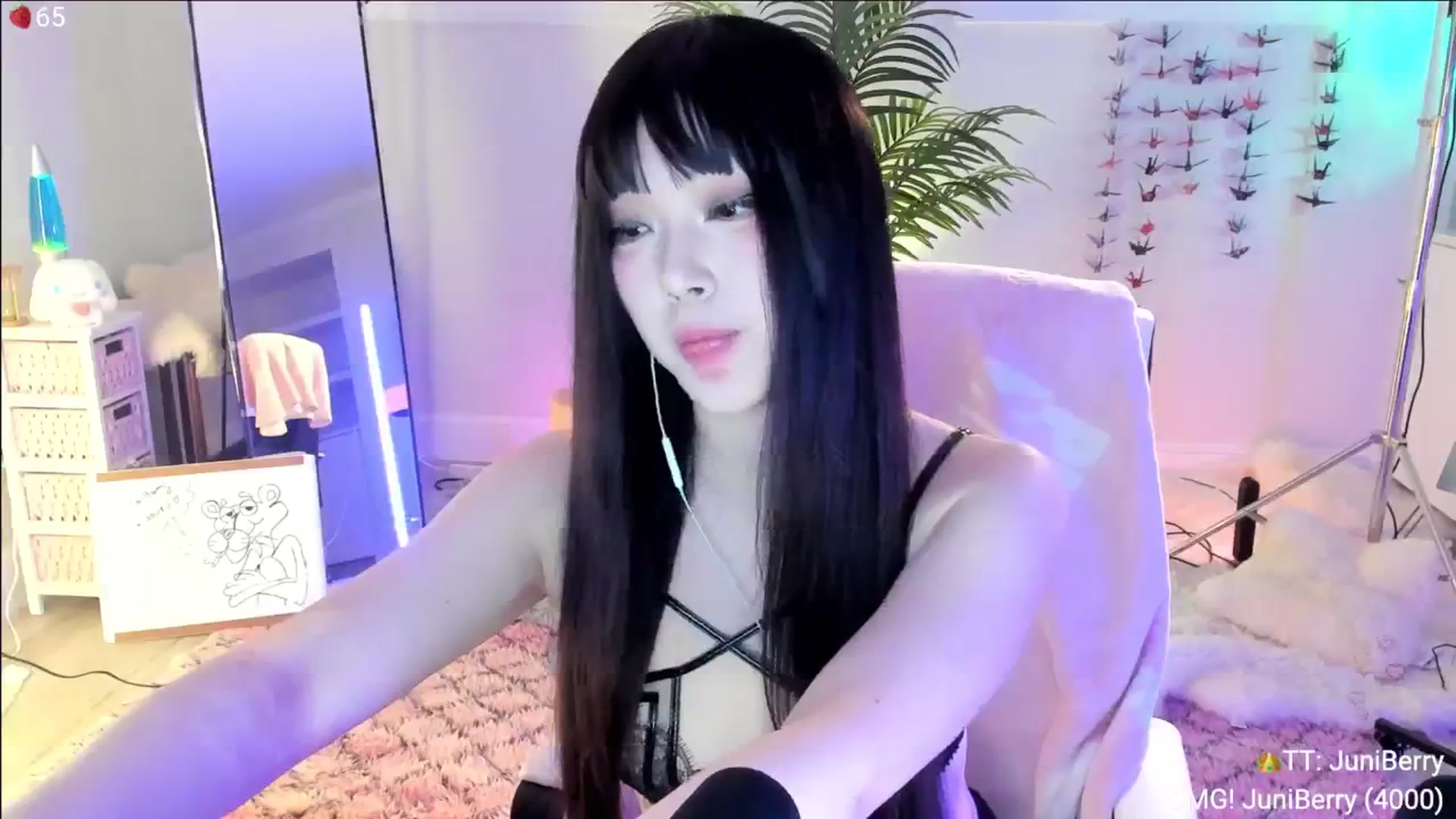 Gallery image thumbnail from AcaiBerry's myfreecams stream on, 05/18/2024, 04:15 image 3 of 20