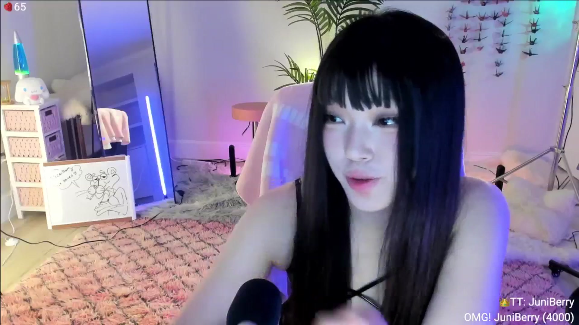 Gallery image thumbnail from AcaiBerry's myfreecams stream on, 05/18/2024, 04:15 image 16 of 20