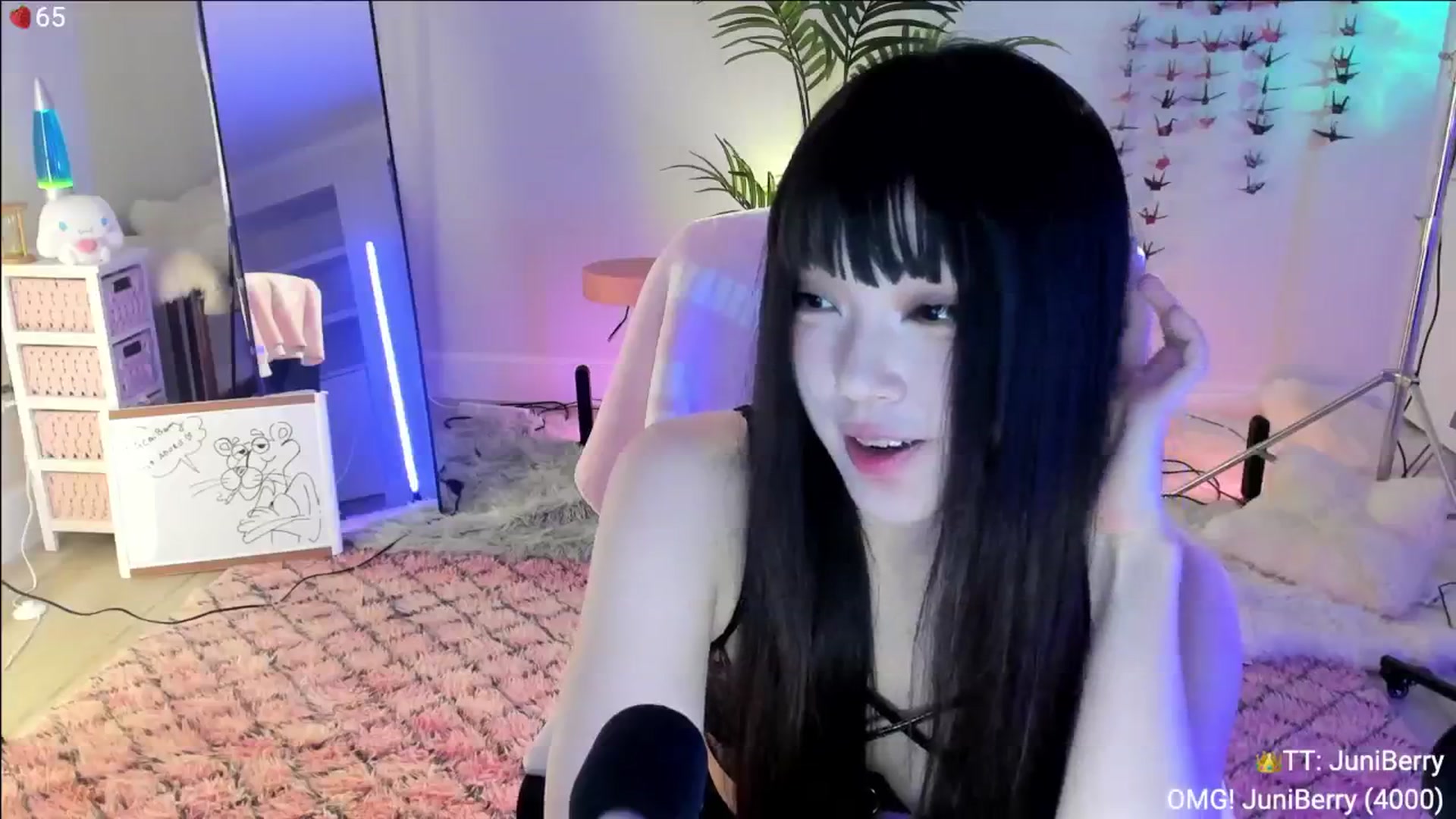 Gallery image thumbnail from AcaiBerry's myfreecams stream on, 05/18/2024, 04:15 image 19 of 20