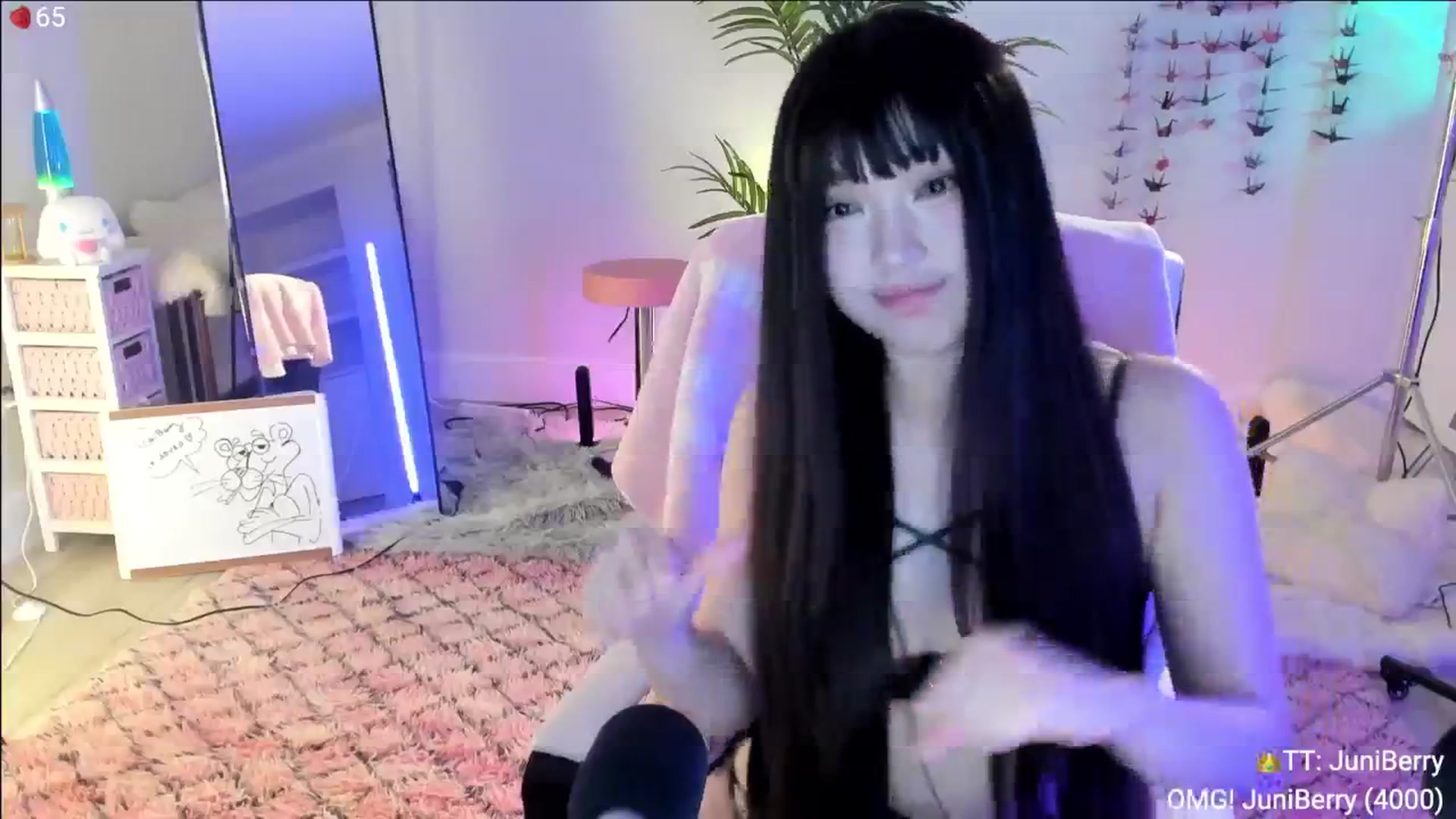 Gallery image thumbnail from AcaiBerry's myfreecams stream on, 05/18/2024, 04:15 image 17 of 20