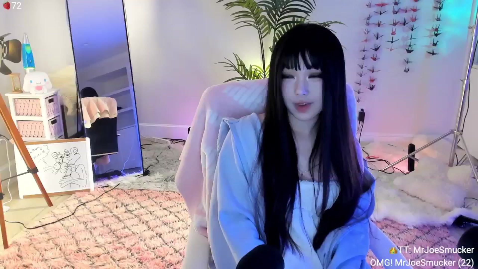 Gallery image thumbnail from AcaiBerry's myfreecams stream on, 05/25/2024, 07:34 image 1 of 20