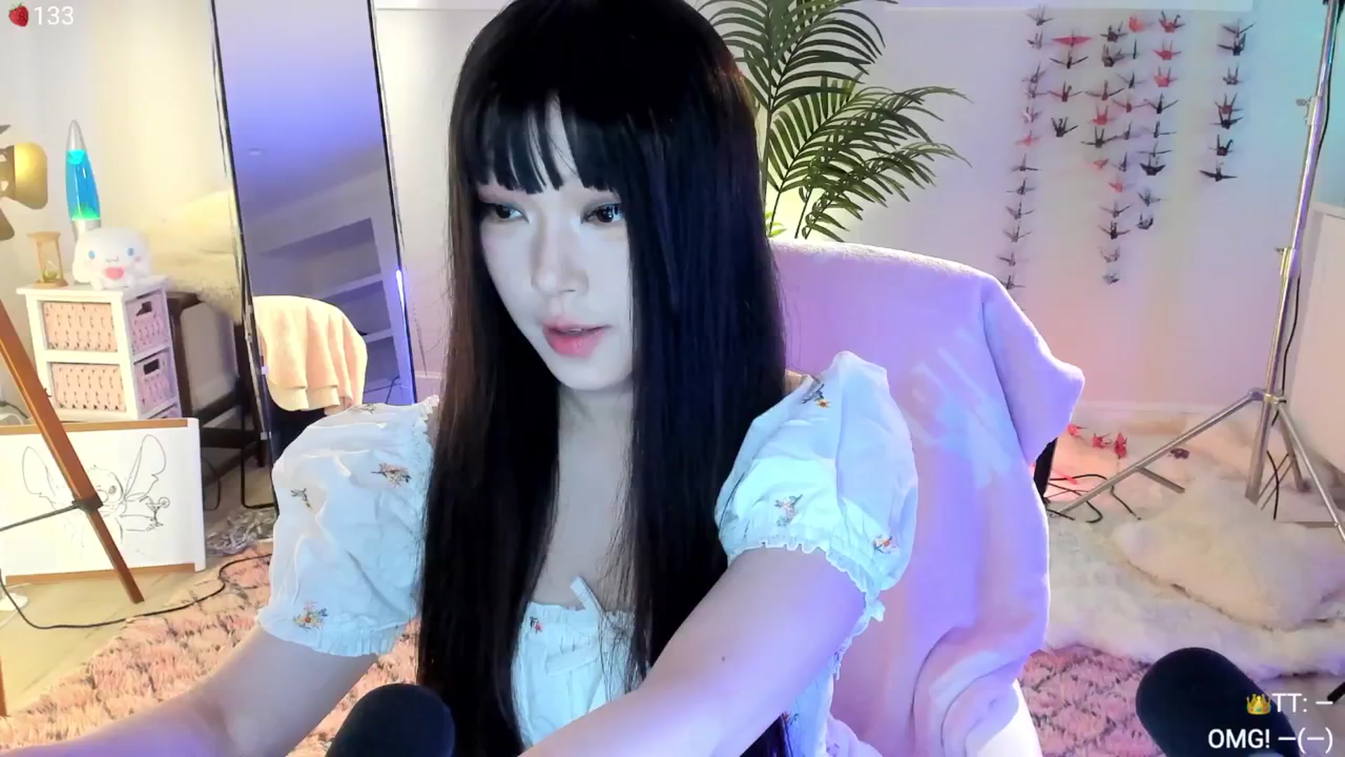 Gallery image thumbnail from AcaiBerry's myfreecams stream on, 06/08/2024, 07:02 image 1 of 20