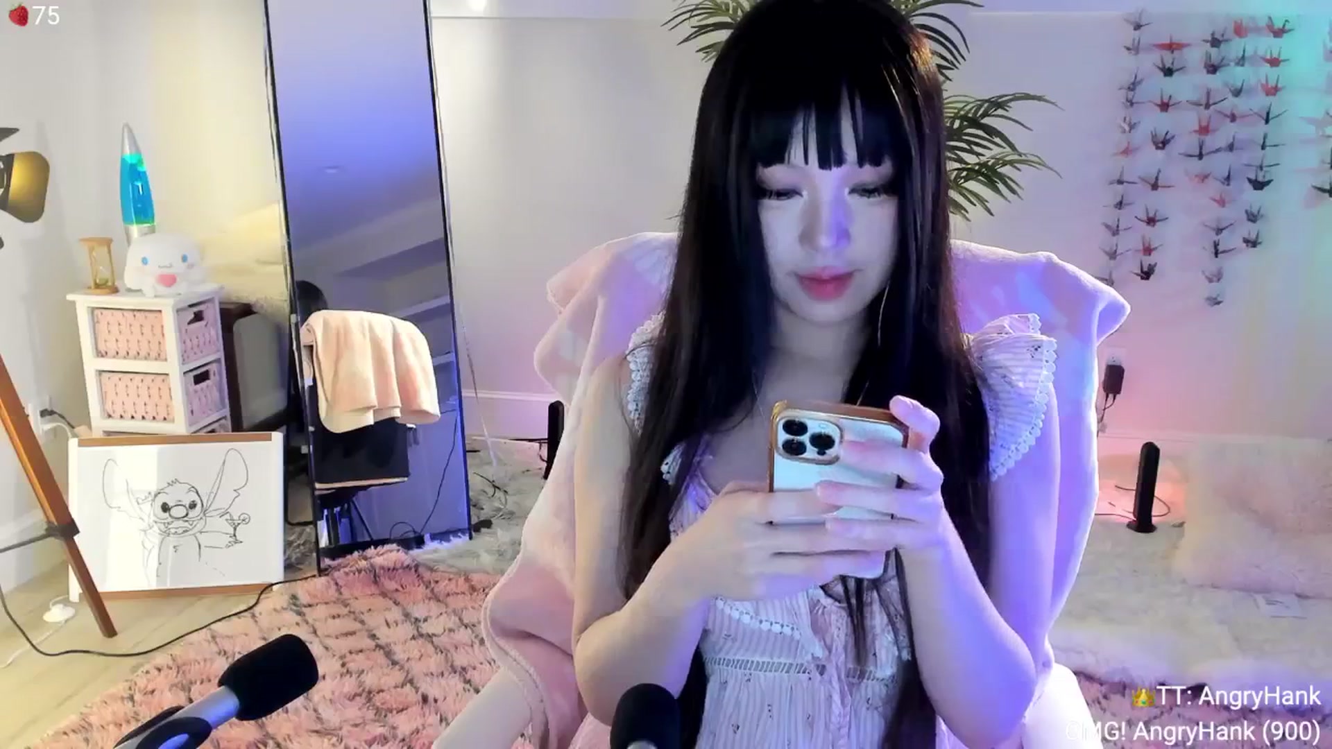 Gallery image thumbnail from AcaiBerry's myfreecams stream on, 06/16/2024, 07:19 image 3 of 20
