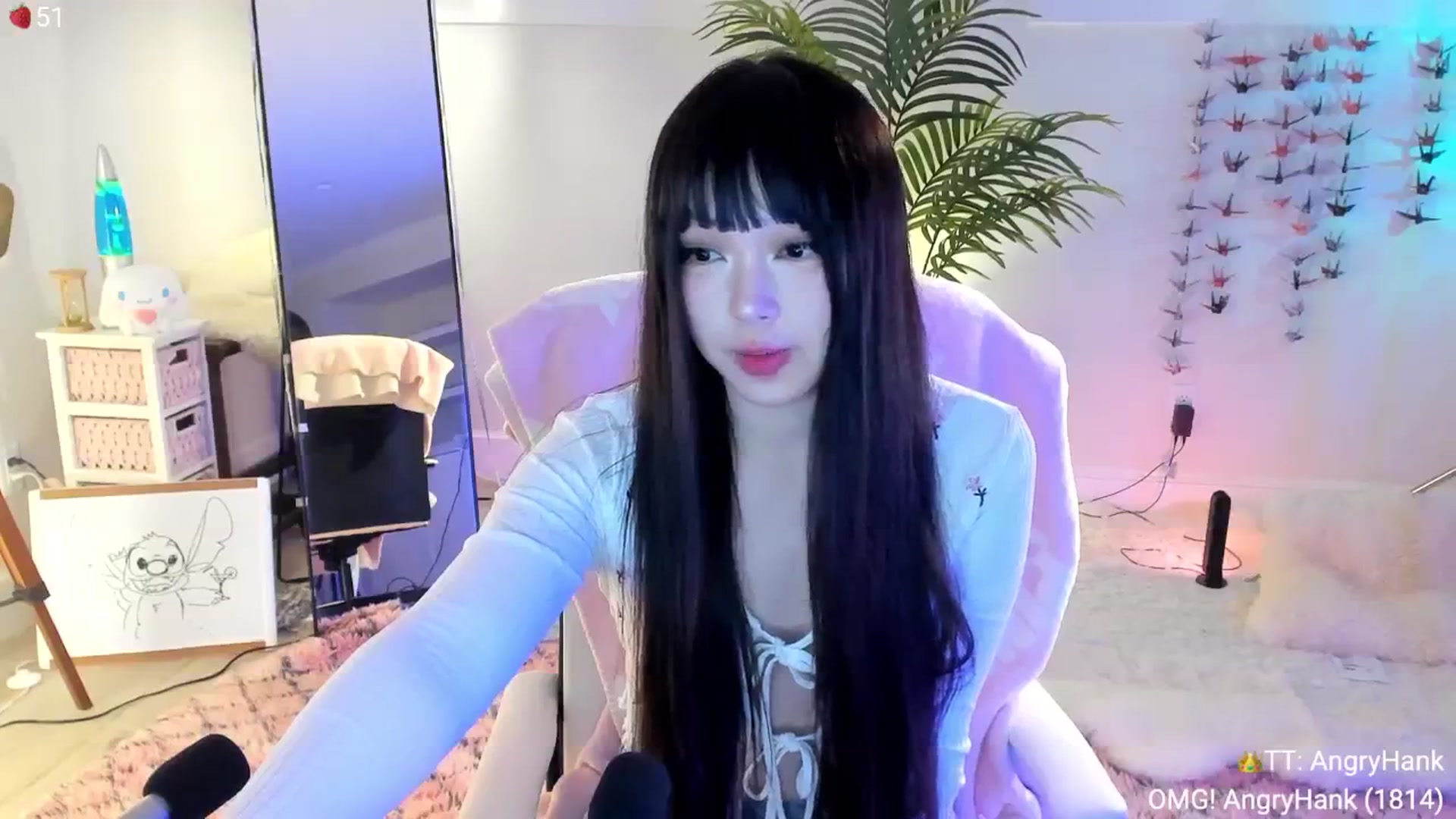 Gallery image thumbnail from AcaiBerry's myfreecams stream on, 06/22/2024, 07:18 image 6 of 20