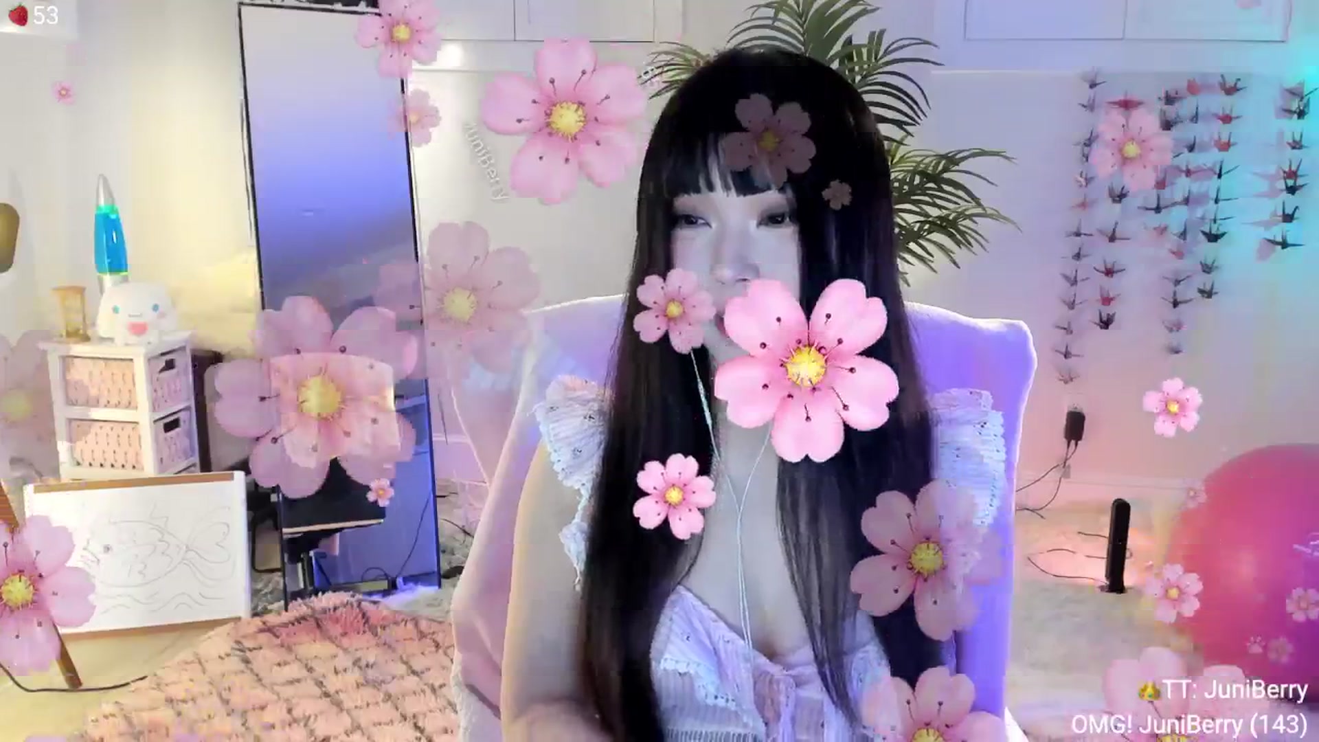 Gallery image thumbnail from AcaiBerry's myfreecams stream on, 06/27/2024, 03:04 image 3 of 20