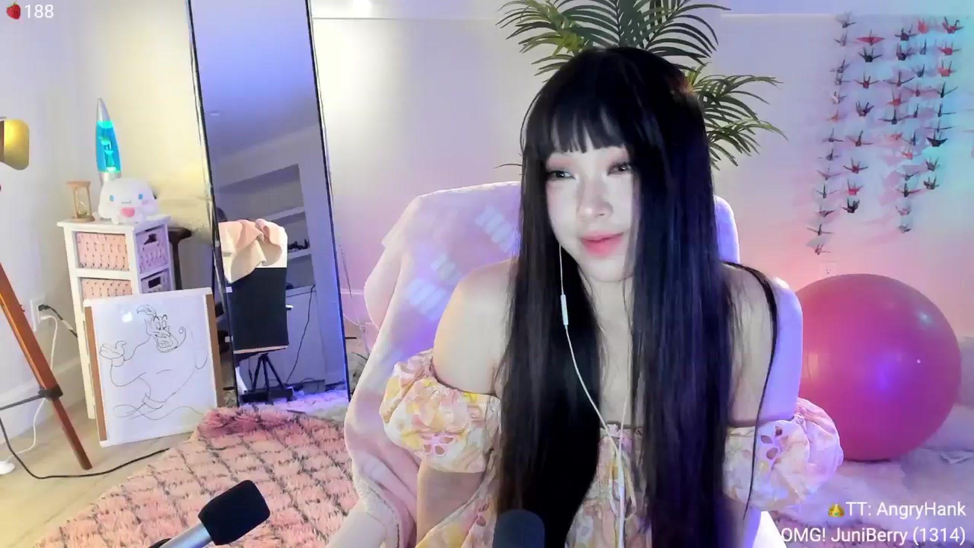 Gallery image thumbnail from AcaiBerry's myfreecams stream on, 07/13/2024, 05:01 image 1 of 20