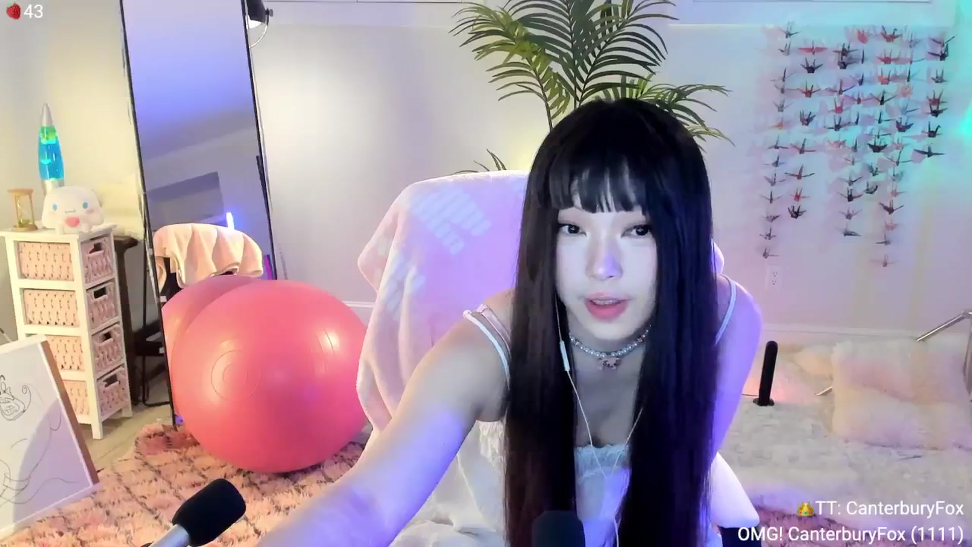 Gallery image thumbnail from AcaiBerry's myfreecams stream on, 07/21/2024, 07:15 image 3 of 20