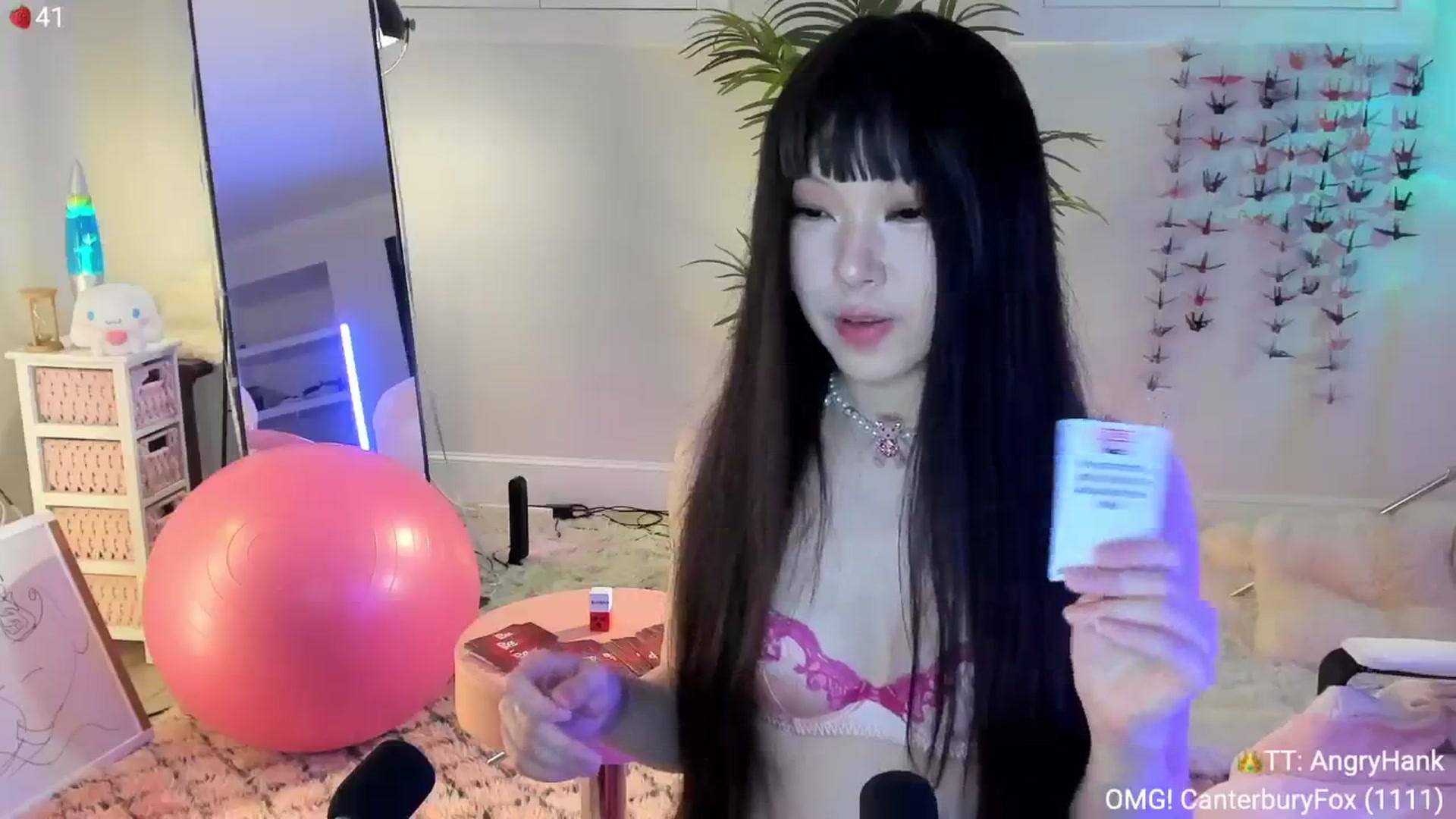 Gallery image thumbnail from AcaiBerry's myfreecams stream on, 07/21/2024, 07:15 image 10 of 20