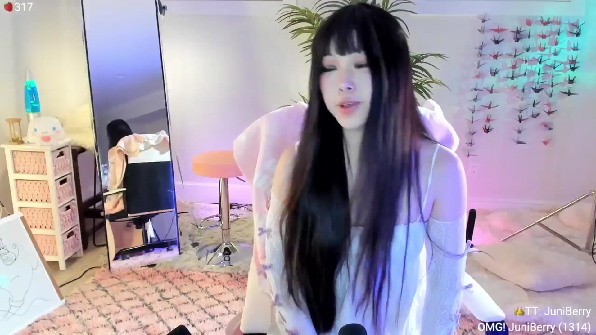 Gallery image thumbnail from AcaiBerry's myfreecams stream on, 08/15/2024, 05:21 image 8 of 20
