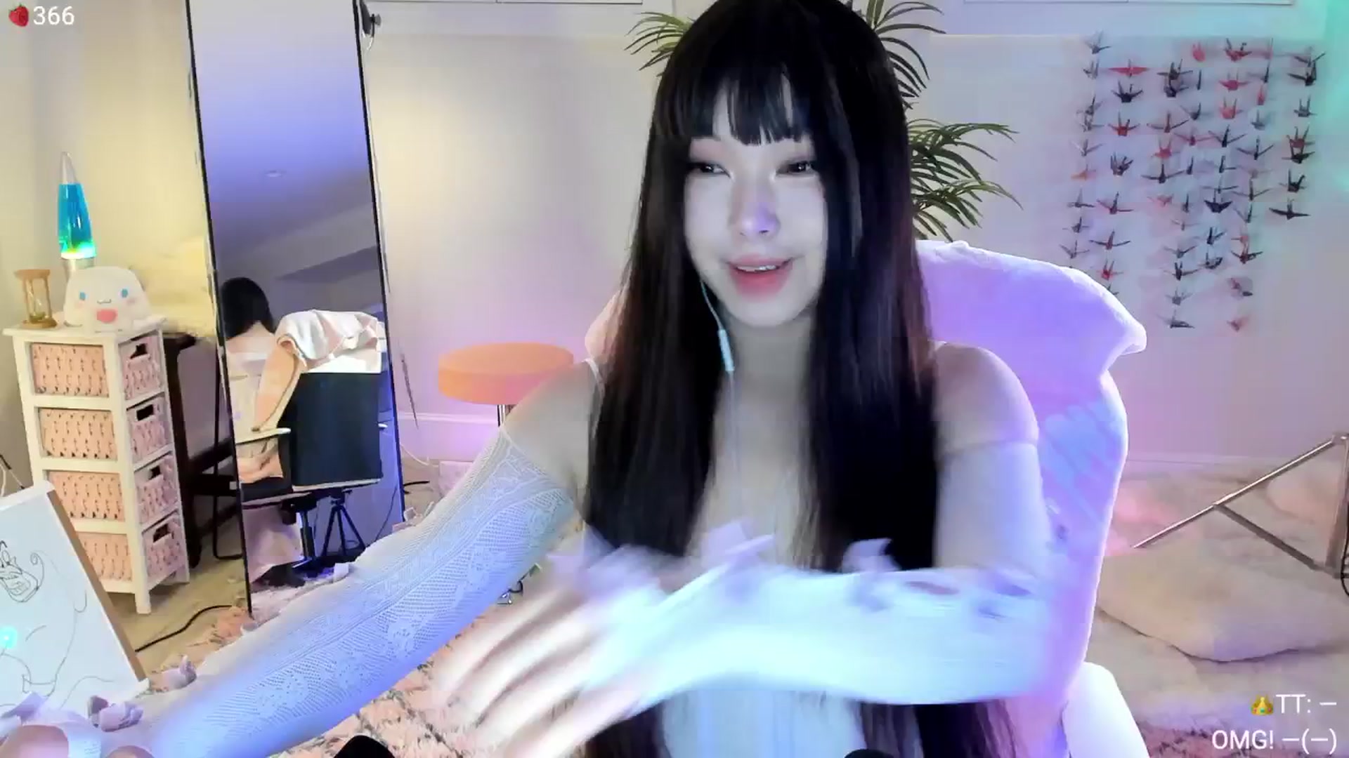 Gallery image thumbnail from AcaiBerry's myfreecams stream on, 08/15/2024, 05:21 image 1 of 20