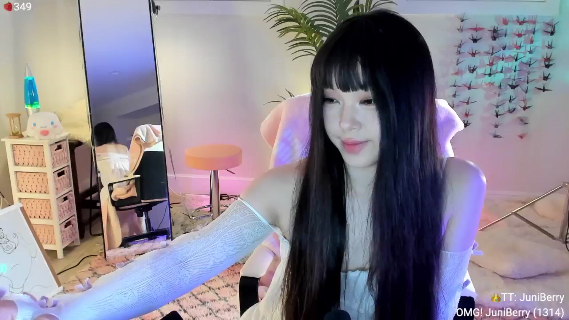 Gallery image thumbnail from AcaiBerry's myfreecams stream on, 08/15/2024, 05:21 image 5 of 20