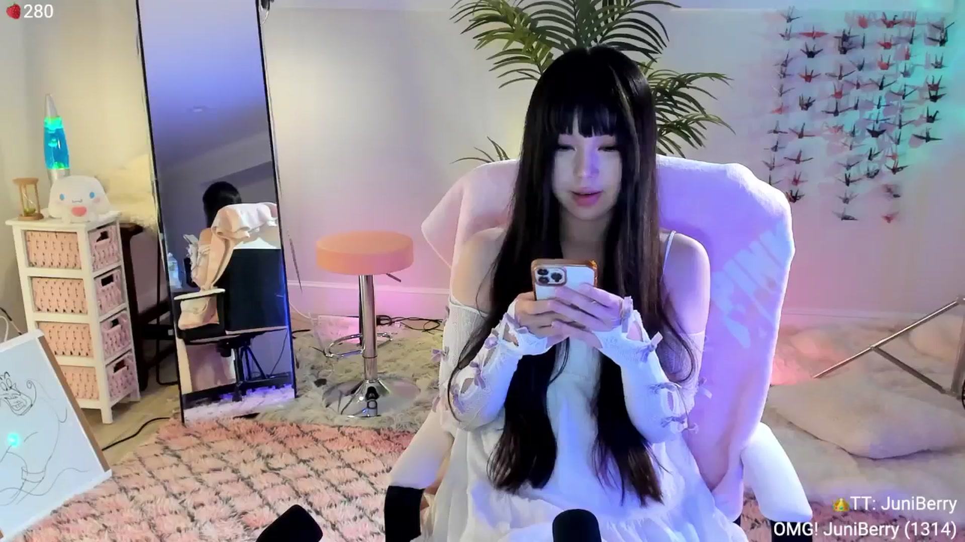 Gallery image thumbnail from AcaiBerry's myfreecams stream on, 08/15/2024, 05:21 image 17 of 20