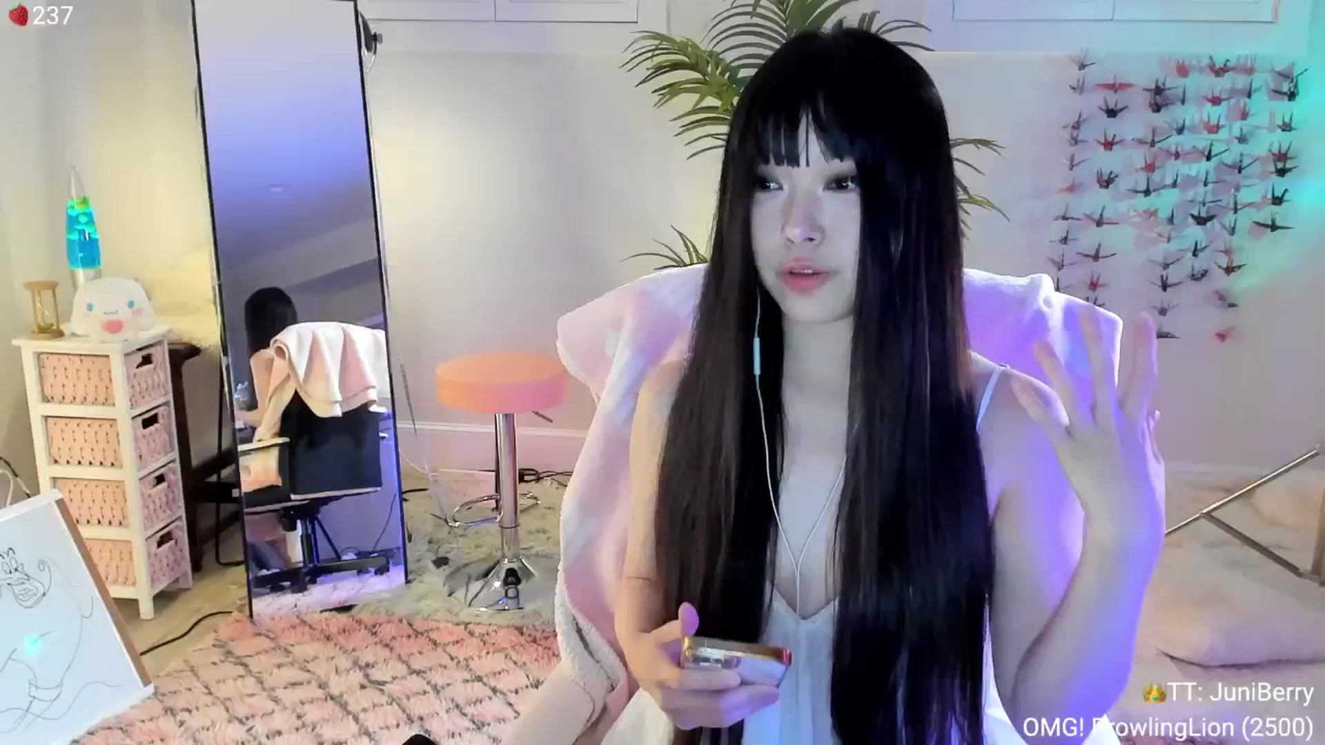 Gallery image thumbnail from AcaiBerry's myfreecams stream on, 08/17/2024, 07:07 image 7 of 20